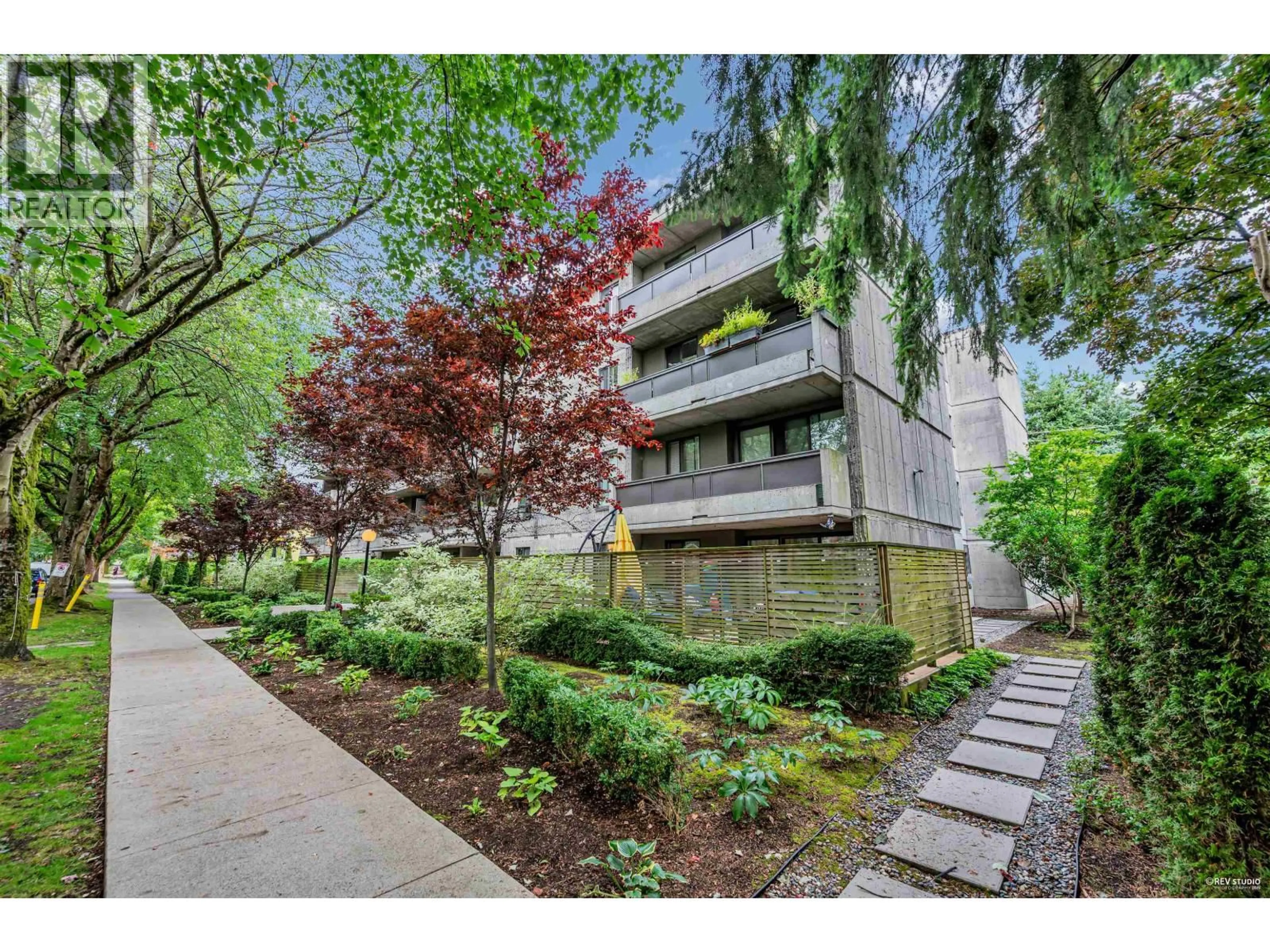 Patio, street for 203 - 1867 3RD AVENUE, Vancouver British Columbia V6J1K9