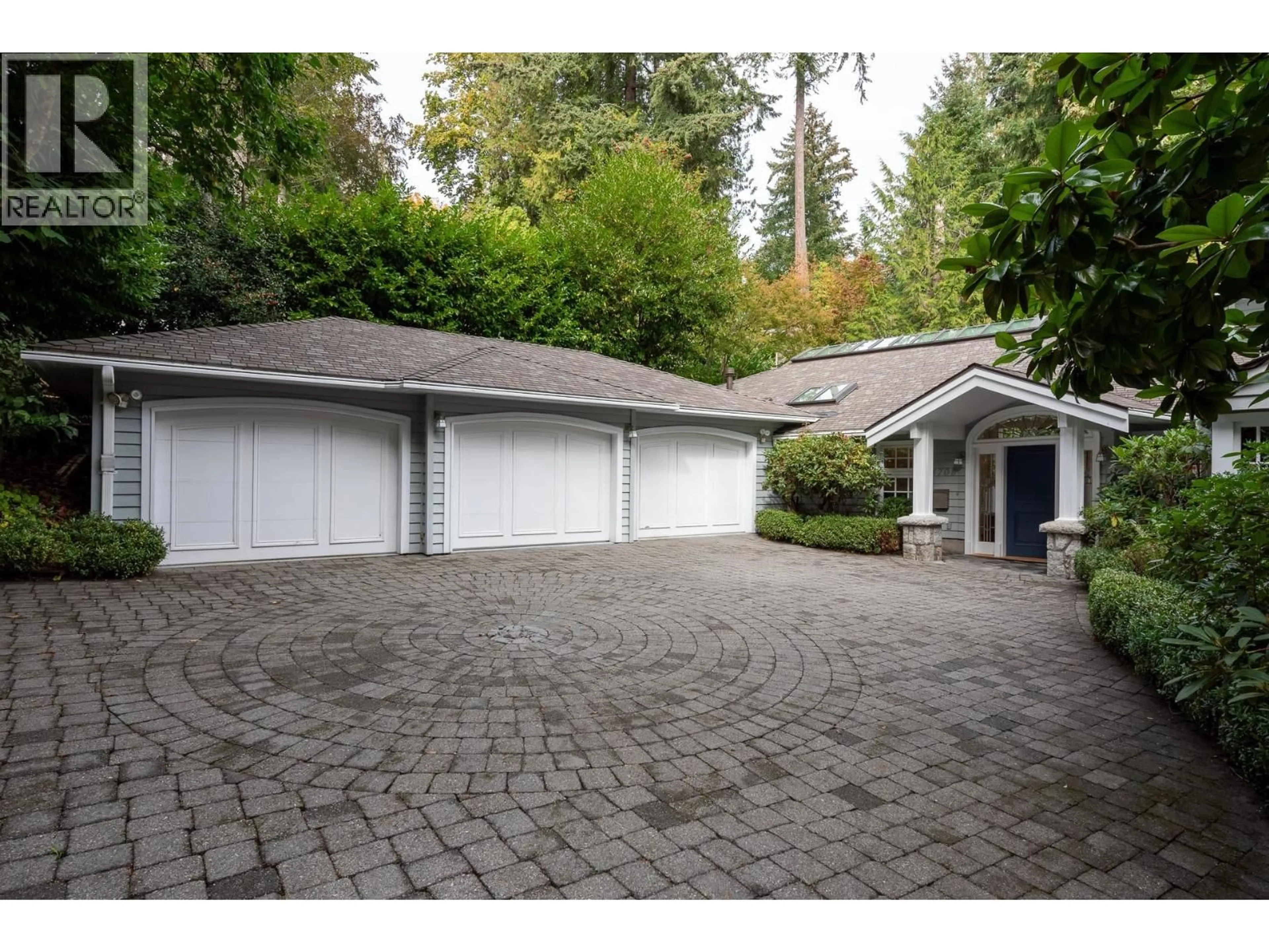 Indoor garage for 4708 DOGWOOD LANE, West Vancouver British Columbia V7W1J1