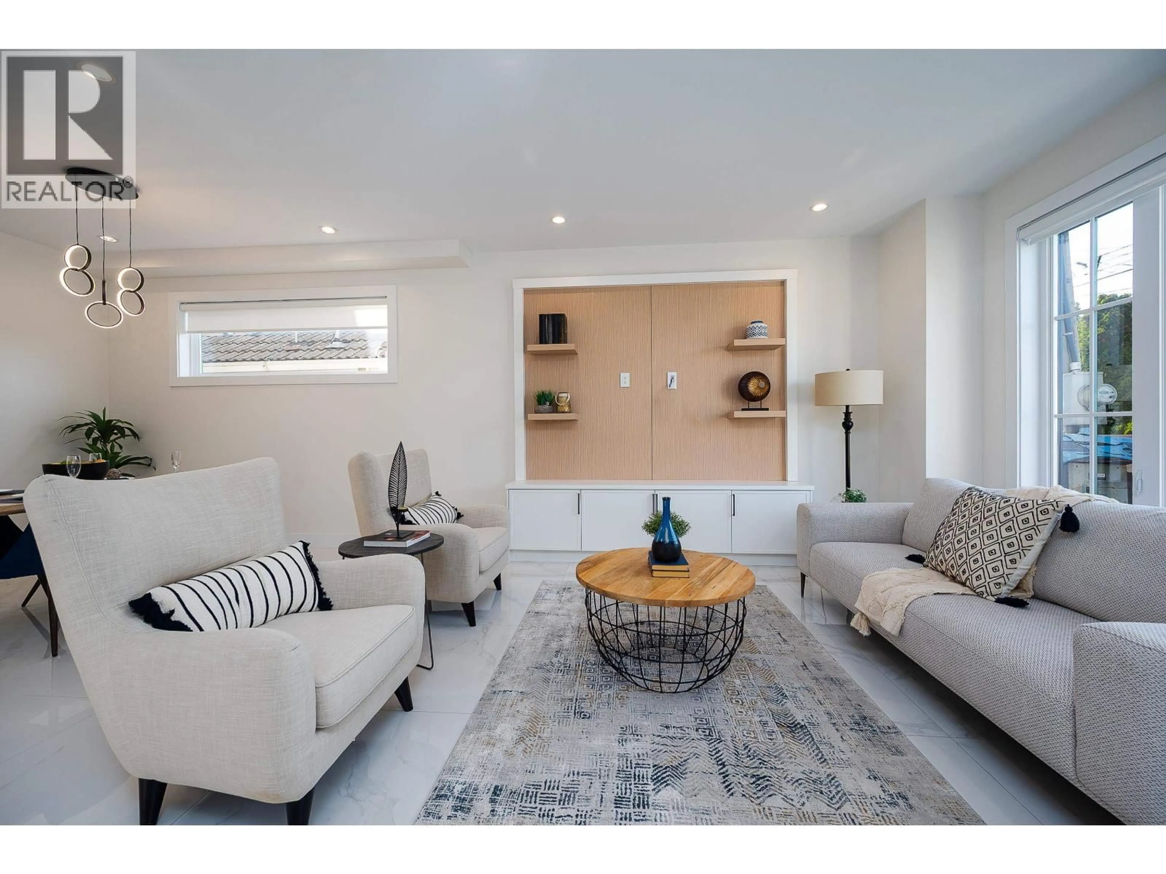 Living room with furniture, unknown for 4226 WILLIAMS ROAD, Richmond British Columbia V7E1J9