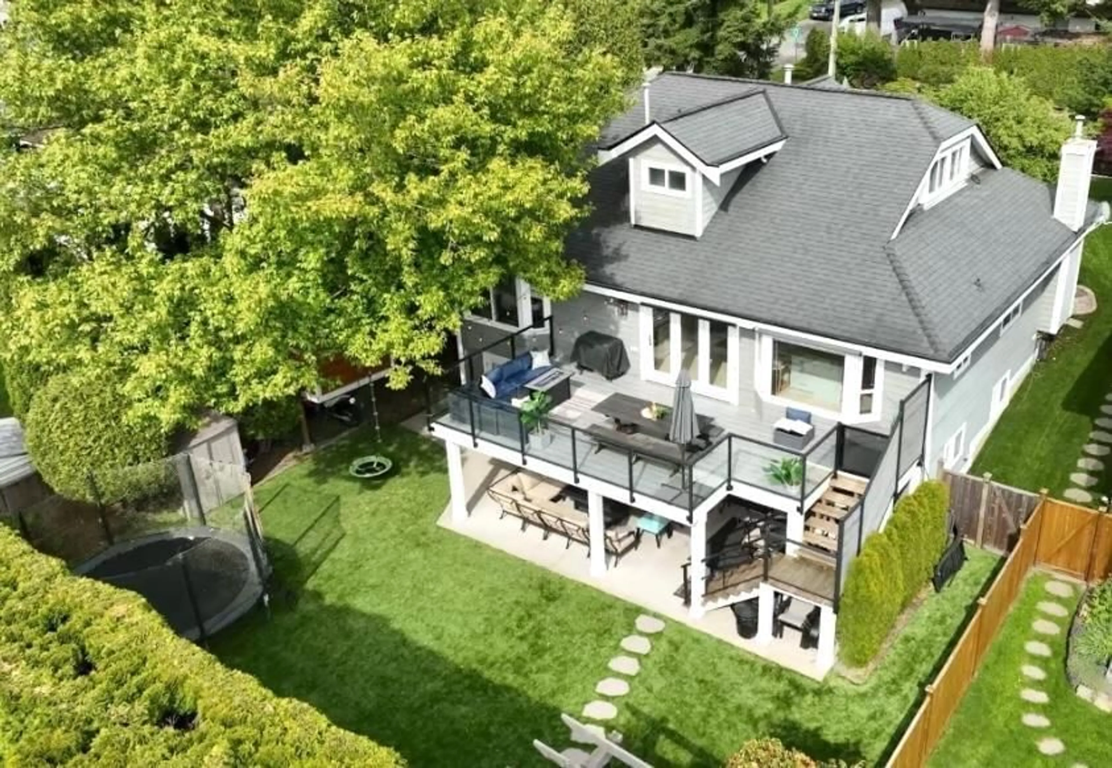 A pic from outside/outdoor area/front of a property/back of a property/a pic from drone, street for 1033 164 STREET, Surrey British Columbia V4A4Y6
