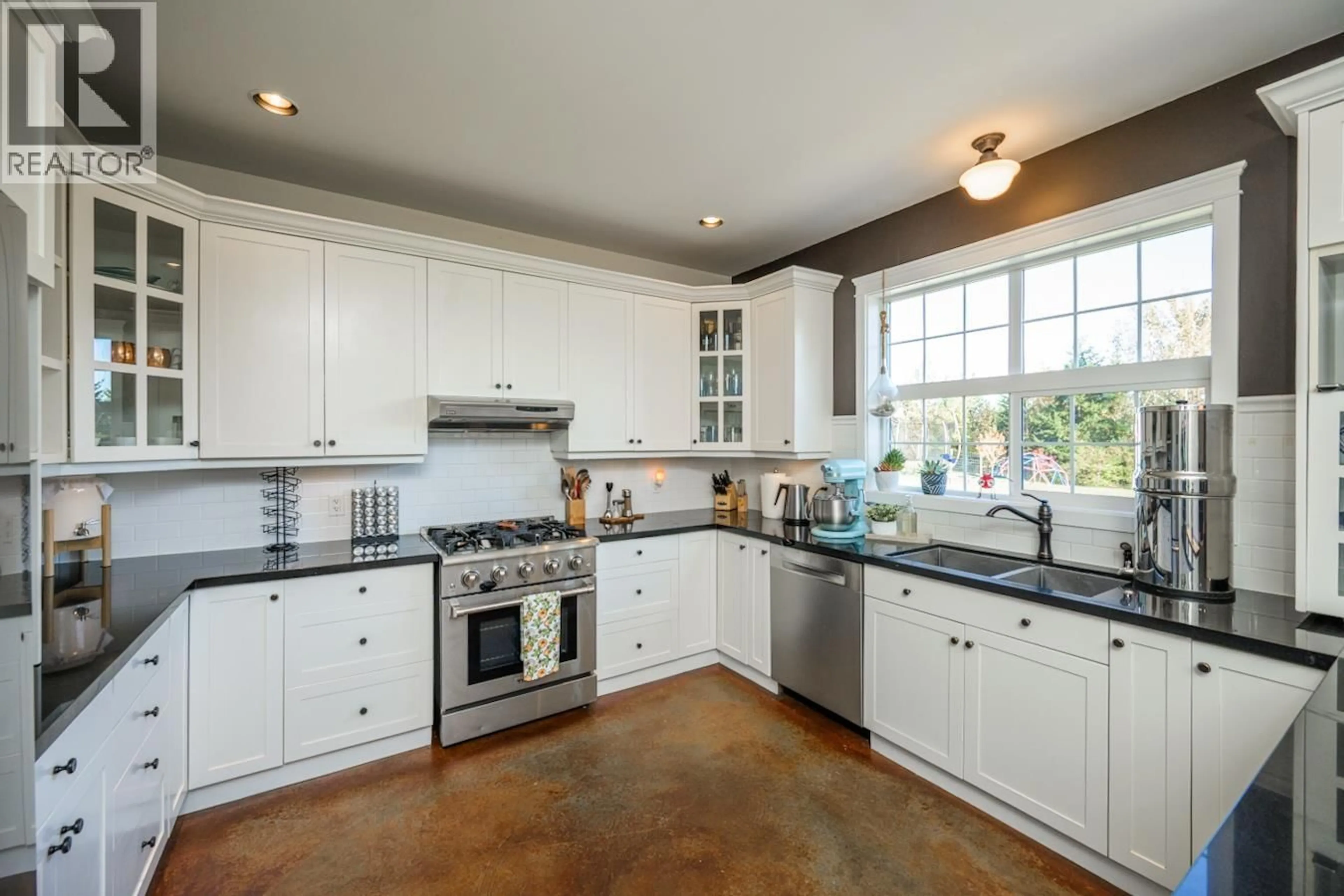 Unknown for 5226 CRANBROOK HILL ROAD, Prince George British Columbia V2M7C4