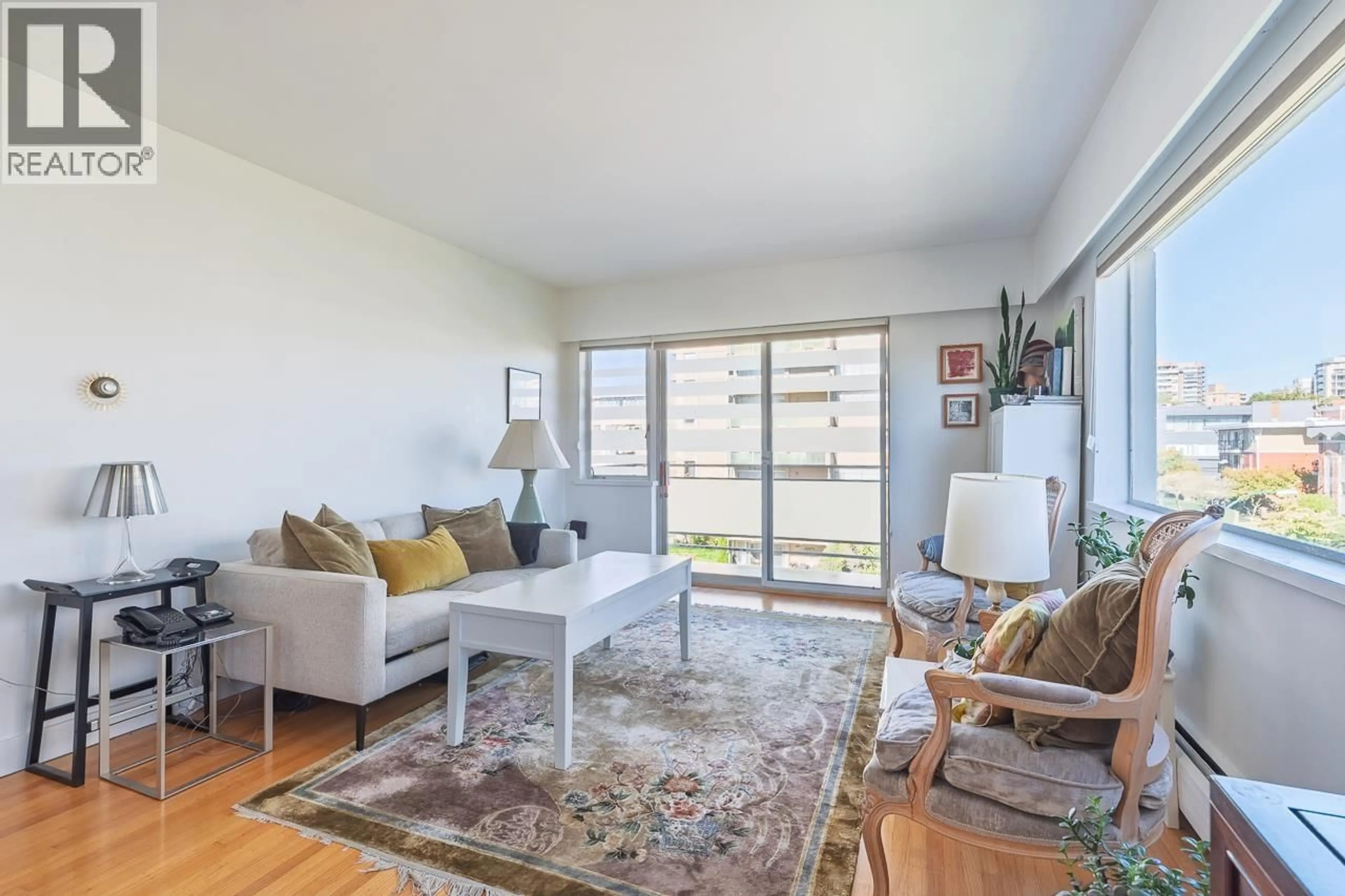 Living room with furniture, unknown for 506 - 2409 43RD AVENUE, Vancouver British Columbia V6M2E6
