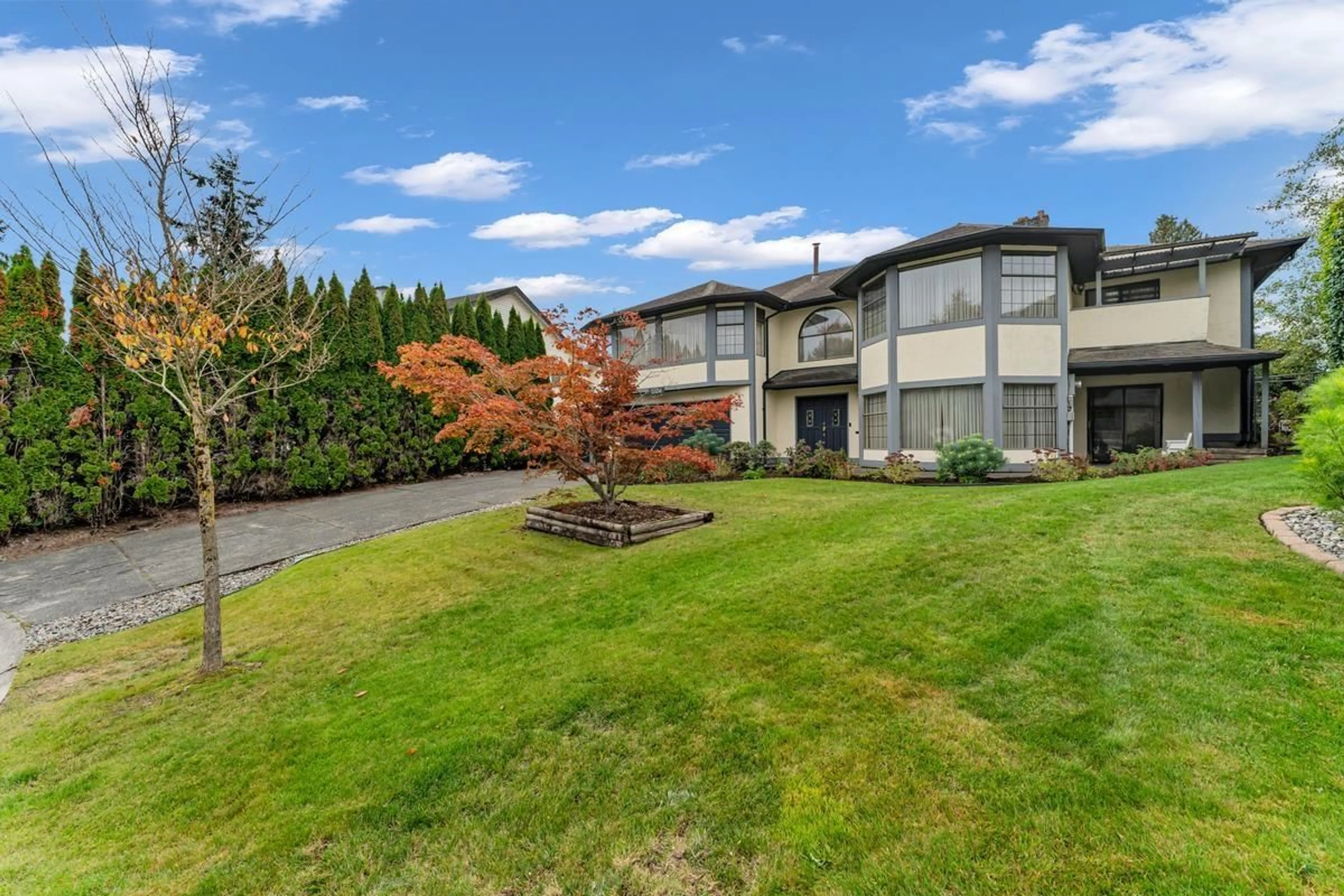 A pic from outside/outdoor area/front of a property/back of a property/a pic from drone, unknown for 12434 78A, Surrey British Columbia V3W7X2