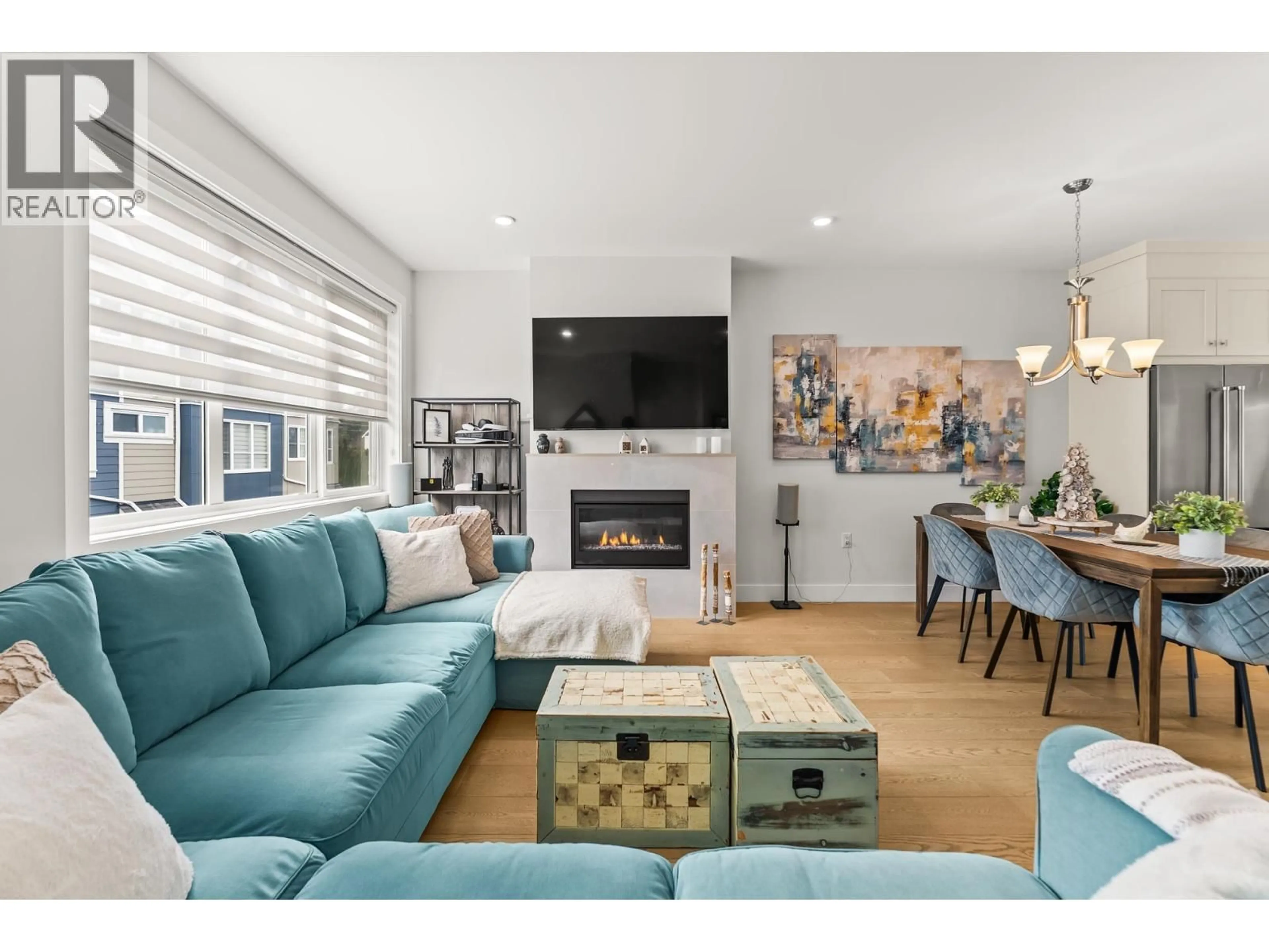 Living room with furniture, unknown for 31 - 5377 8A AVENUE, Delta British Columbia V4M0E2