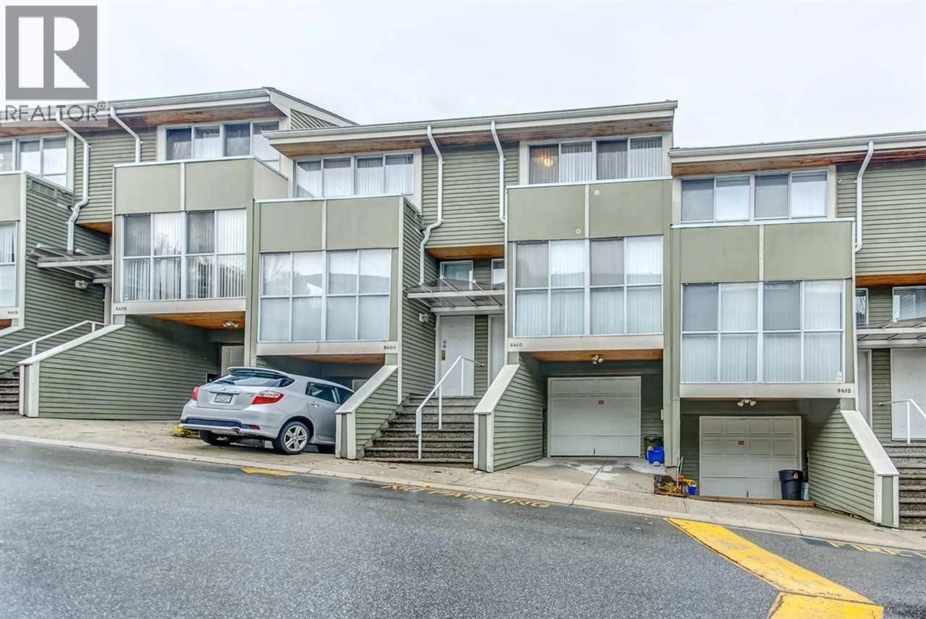 A pic from outside/outdoor area/front of a property/back of a property/a pic from drone, street for 8410 KEYSTONE STREET, Vancouver British Columbia V5S4S2