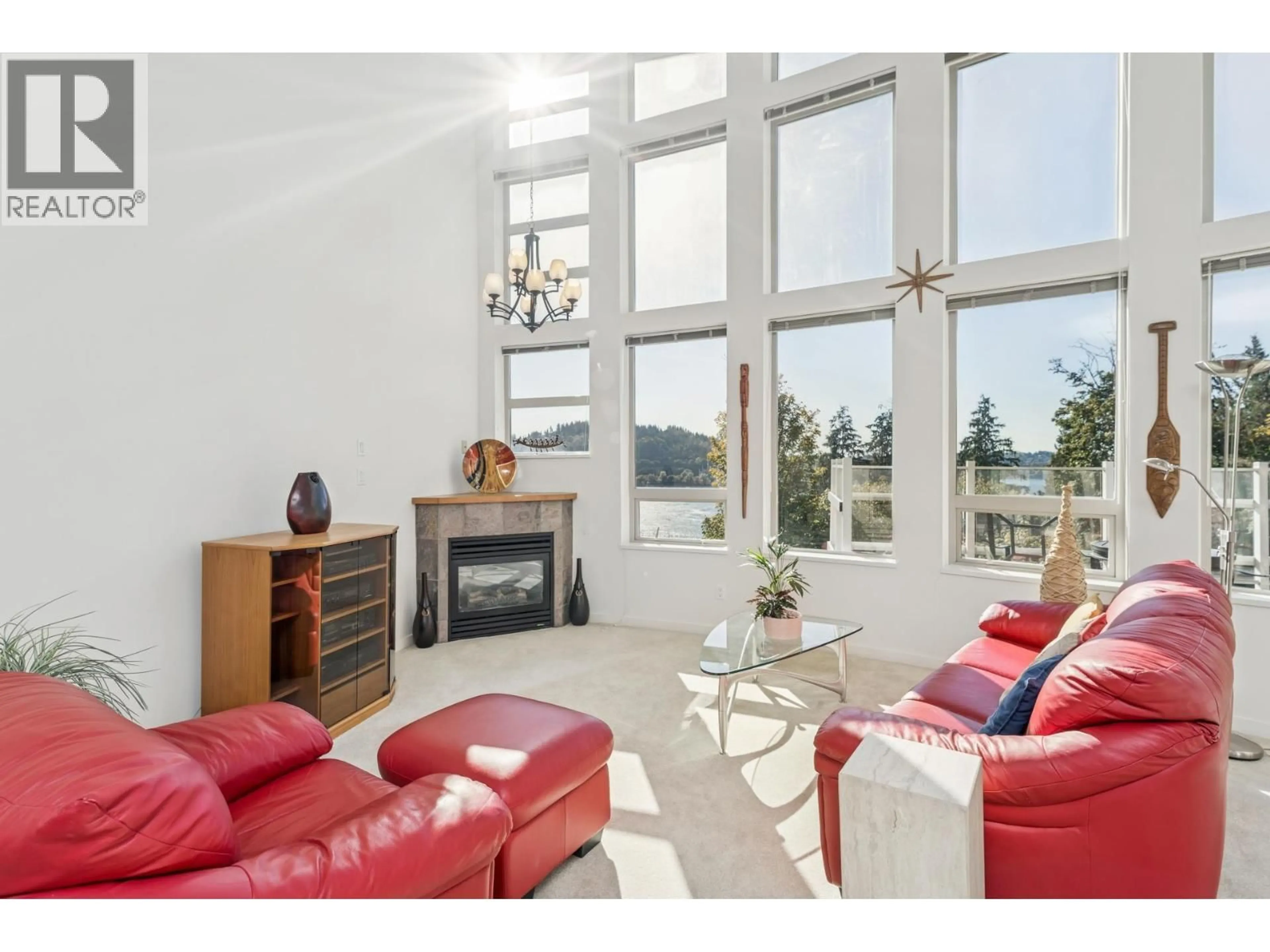 Living room with furniture, unknown for 509 - 560 RAVEN WOODS DRIVE, North Vancouver British Columbia V7G2T3