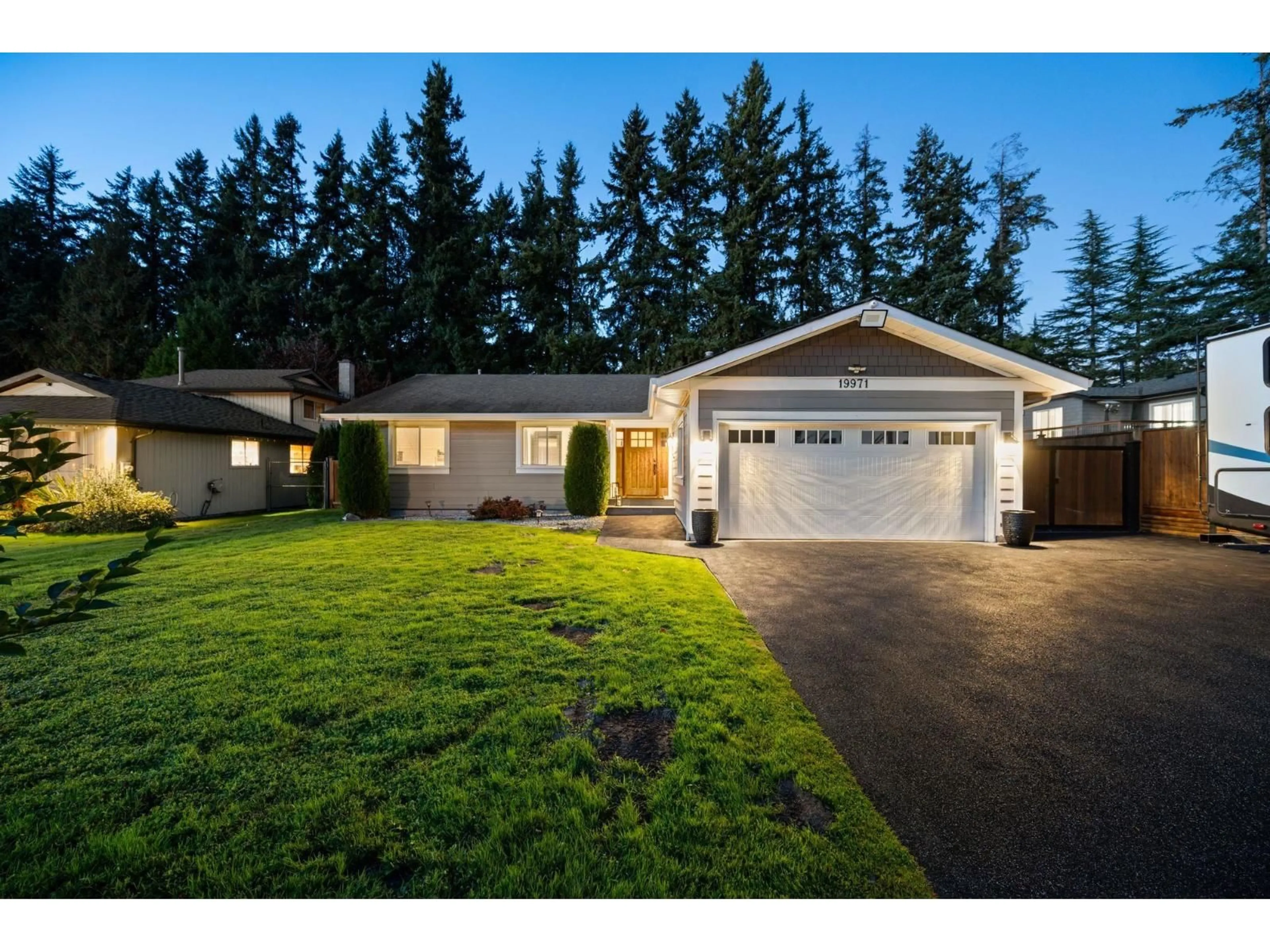 Home with vinyl exterior material, street for 19971 39A, Langley British Columbia V3A7G3