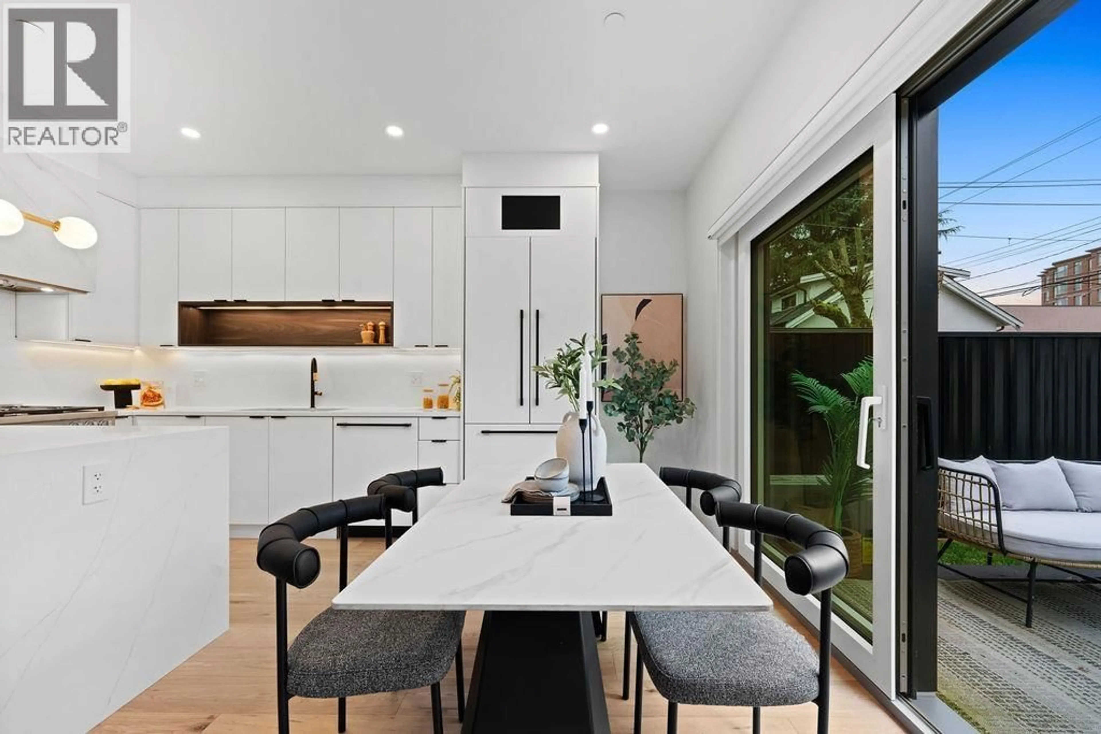 Contemporary kitchen, ceramic/tile floor for 2 - 4549 11TH AVENUE, Vancouver British Columbia V6R2M5