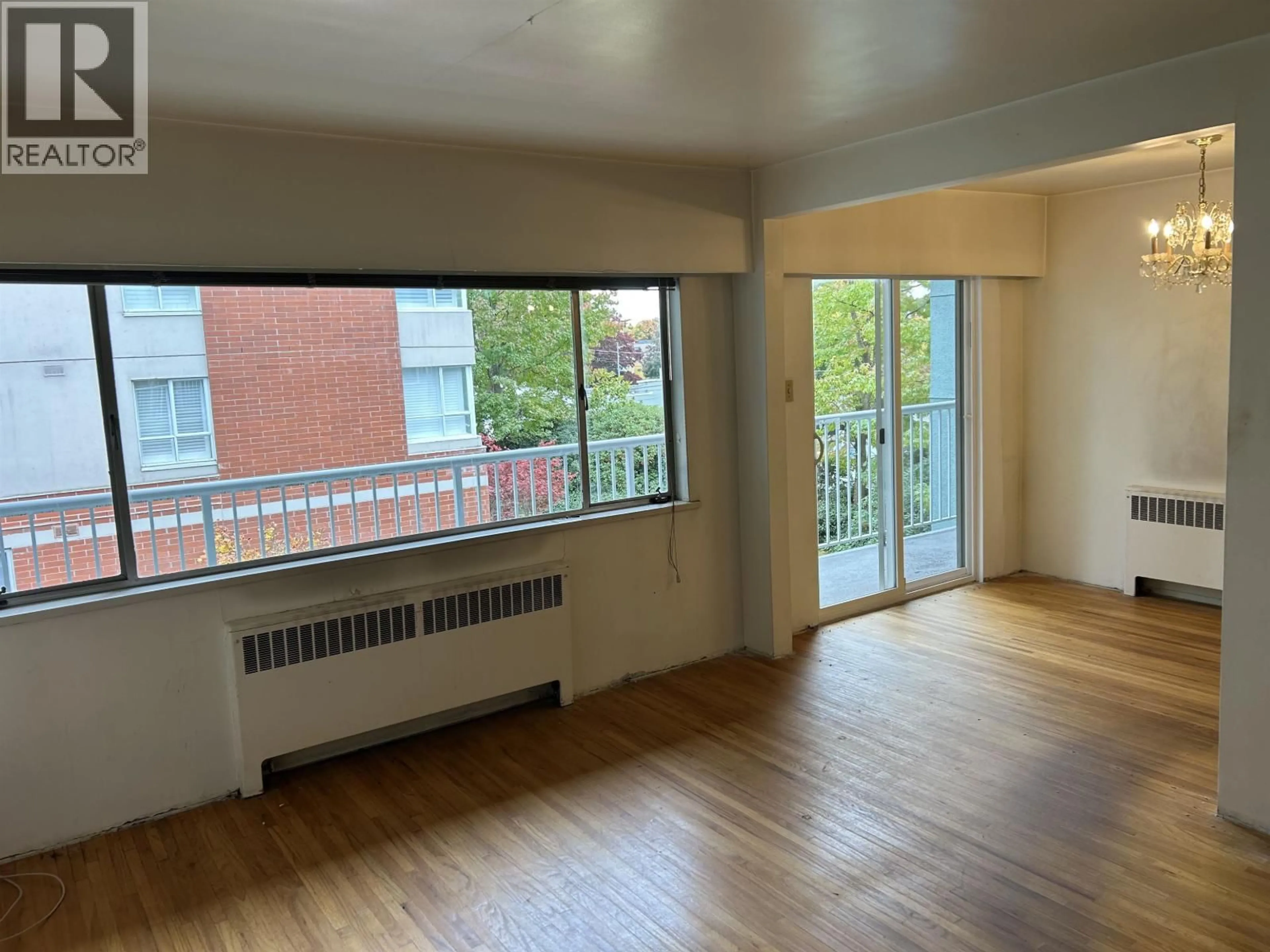 A pic of a room for 203 - 2146 43RD AVENUE, Vancouver British Columbia V6M2E1