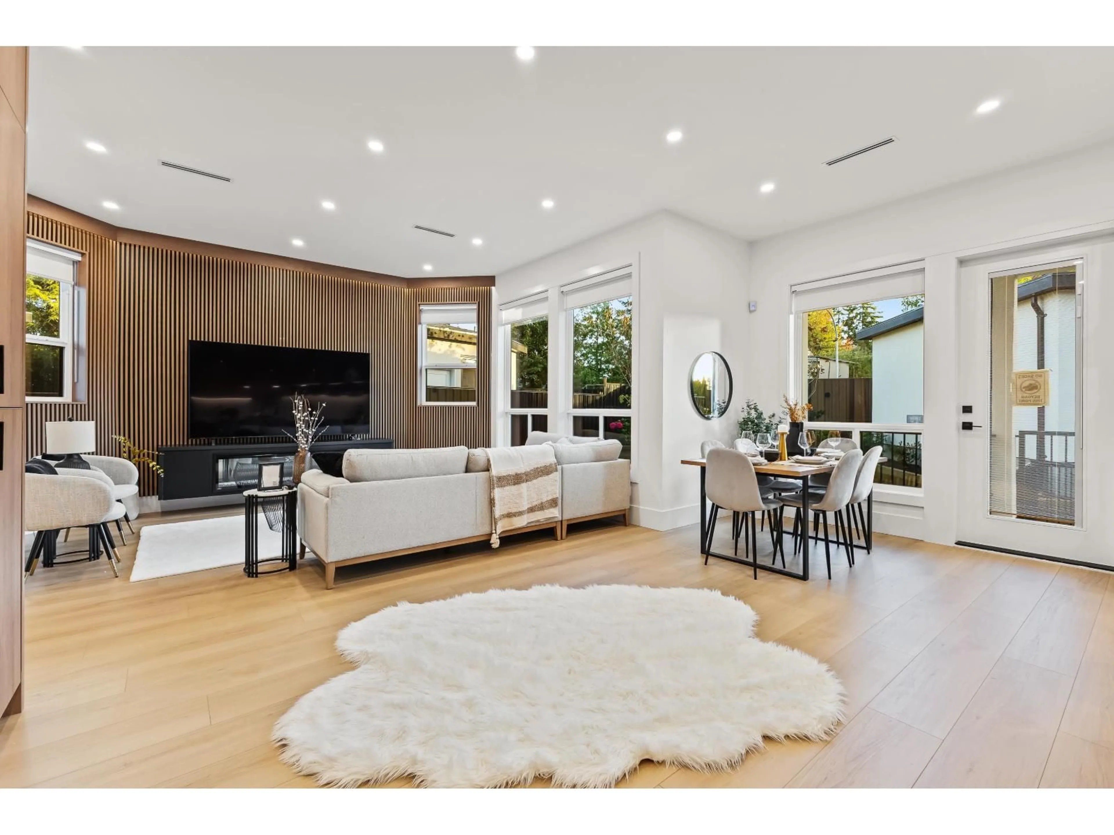 Living room with furniture, unknown for 11642 94A, Delta British Columbia V4C3S3