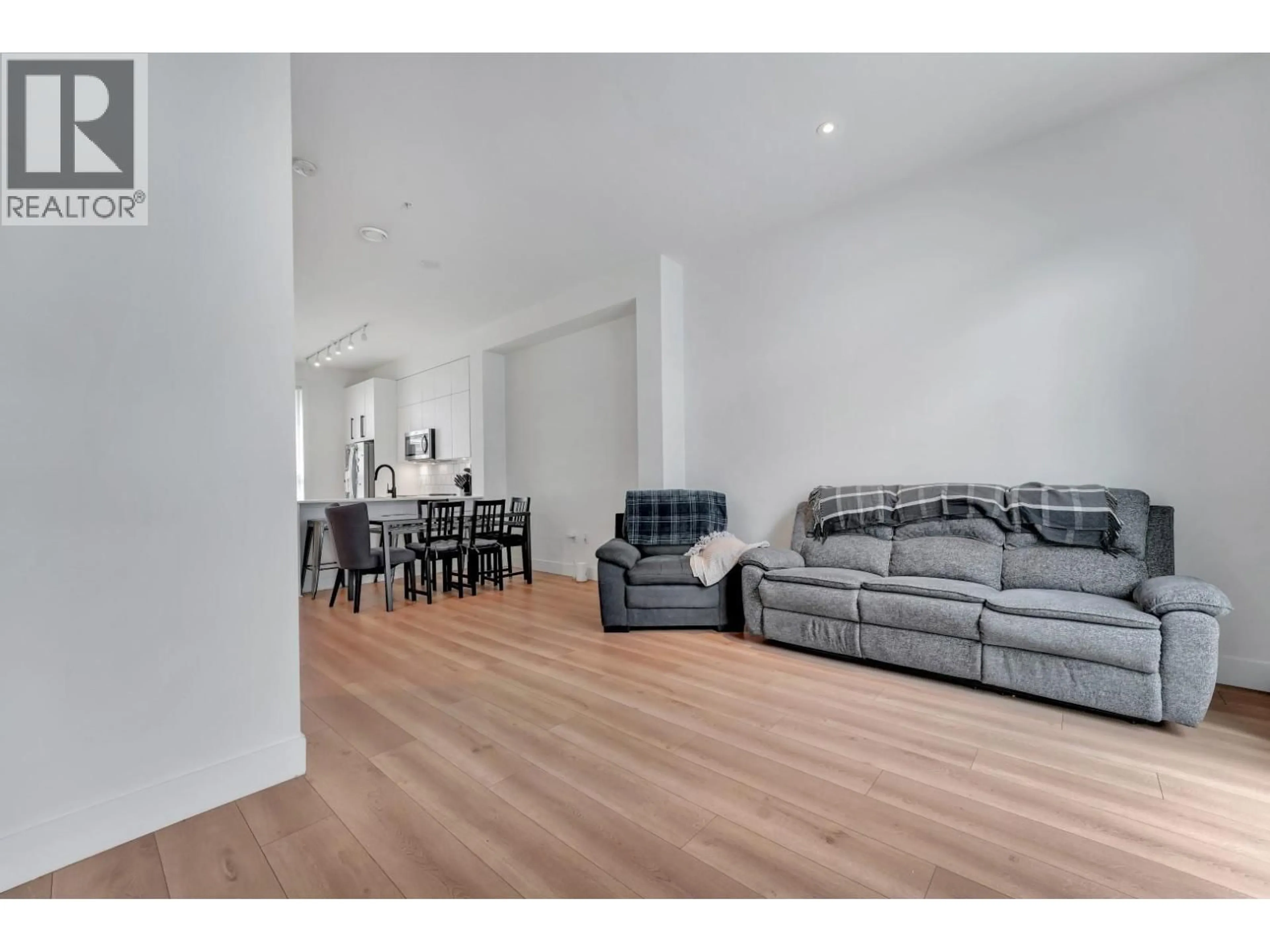 A pic of a room for 74 - 19696 HAMMOND ROAD, Pitt Meadows British Columbia V3Y0G7