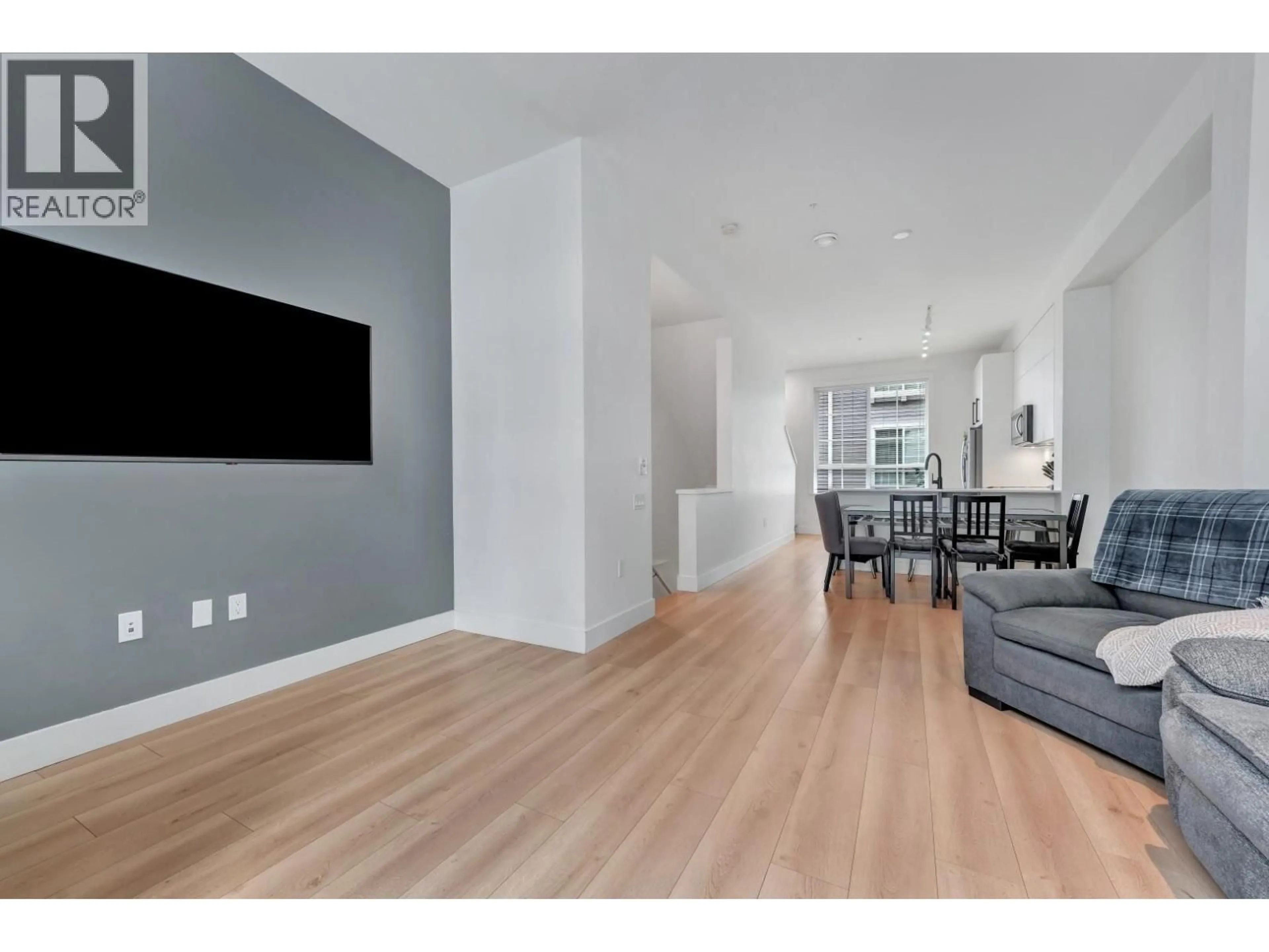 A pic of a room for 74 - 19696 HAMMOND ROAD, Pitt Meadows British Columbia V3Y0G7