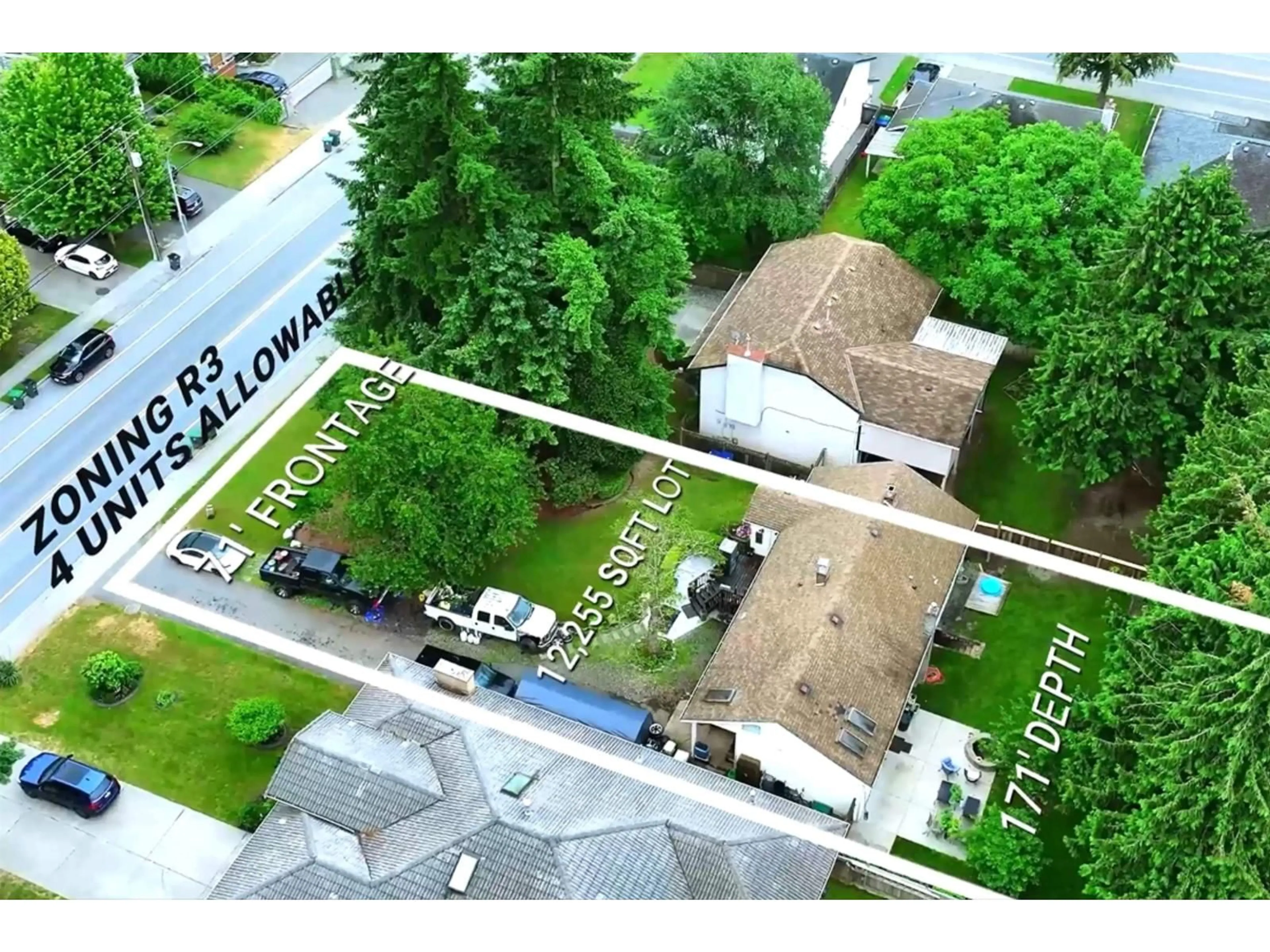 A pic from outside/outdoor area/front of a property/back of a property/a pic from drone, street for 8037 160, Surrey British Columbia V4N0V4