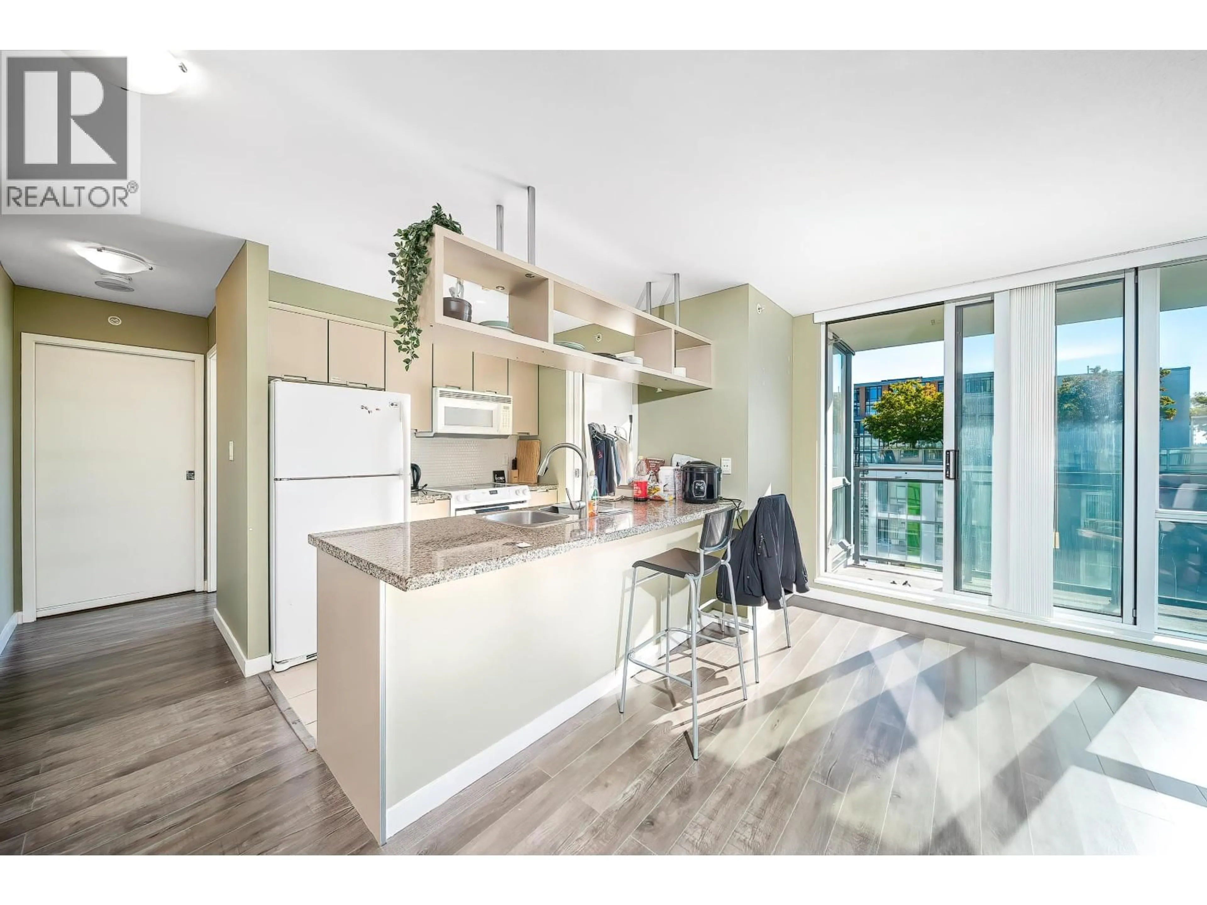 Open concept kitchen, unknown for 1606 - 1082 SEYMOUR STREET, Vancouver British Columbia V6B1X9