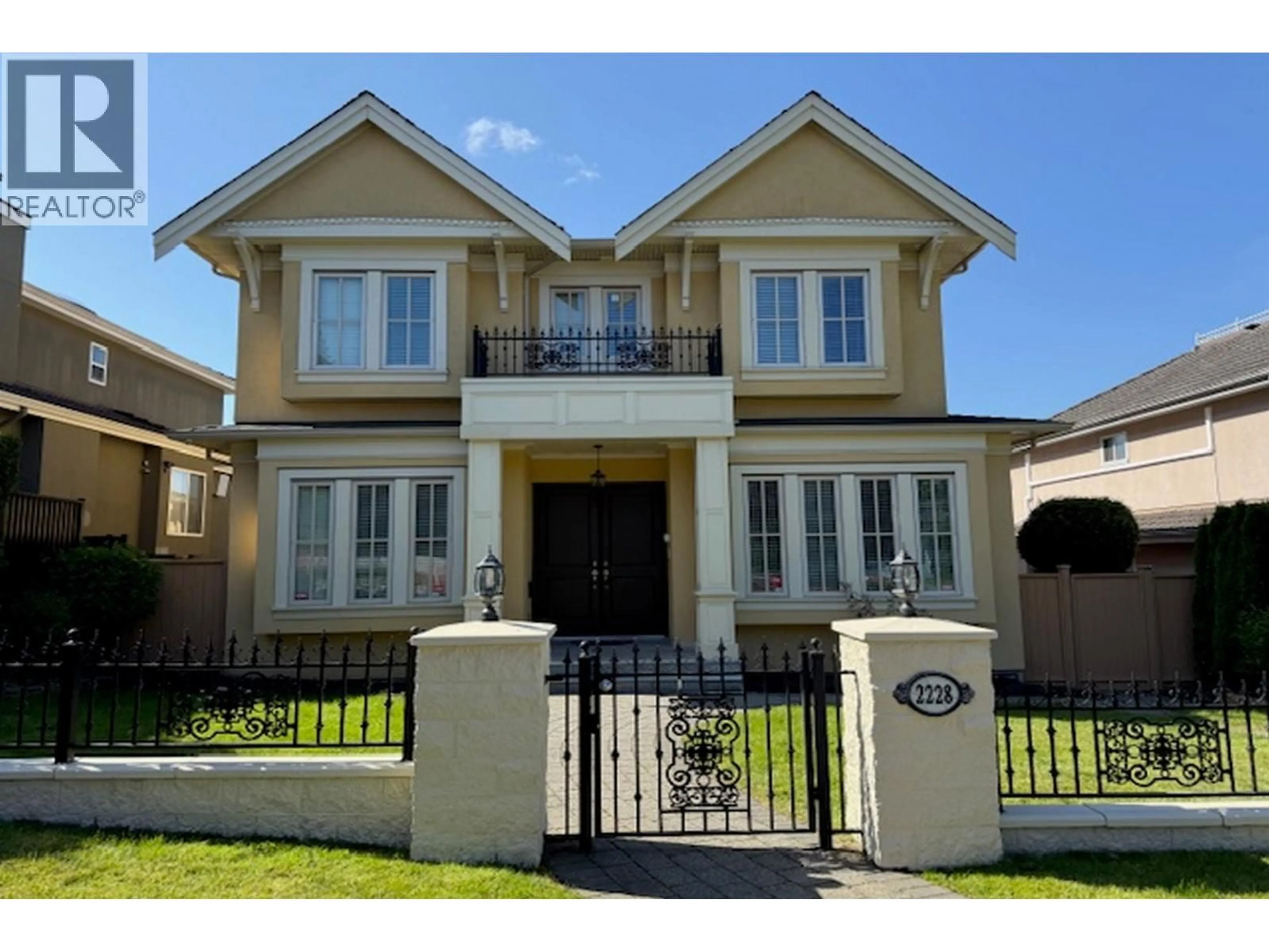 Unknown for 2228 22ND AVENUE, Vancouver British Columbia V6L1L7