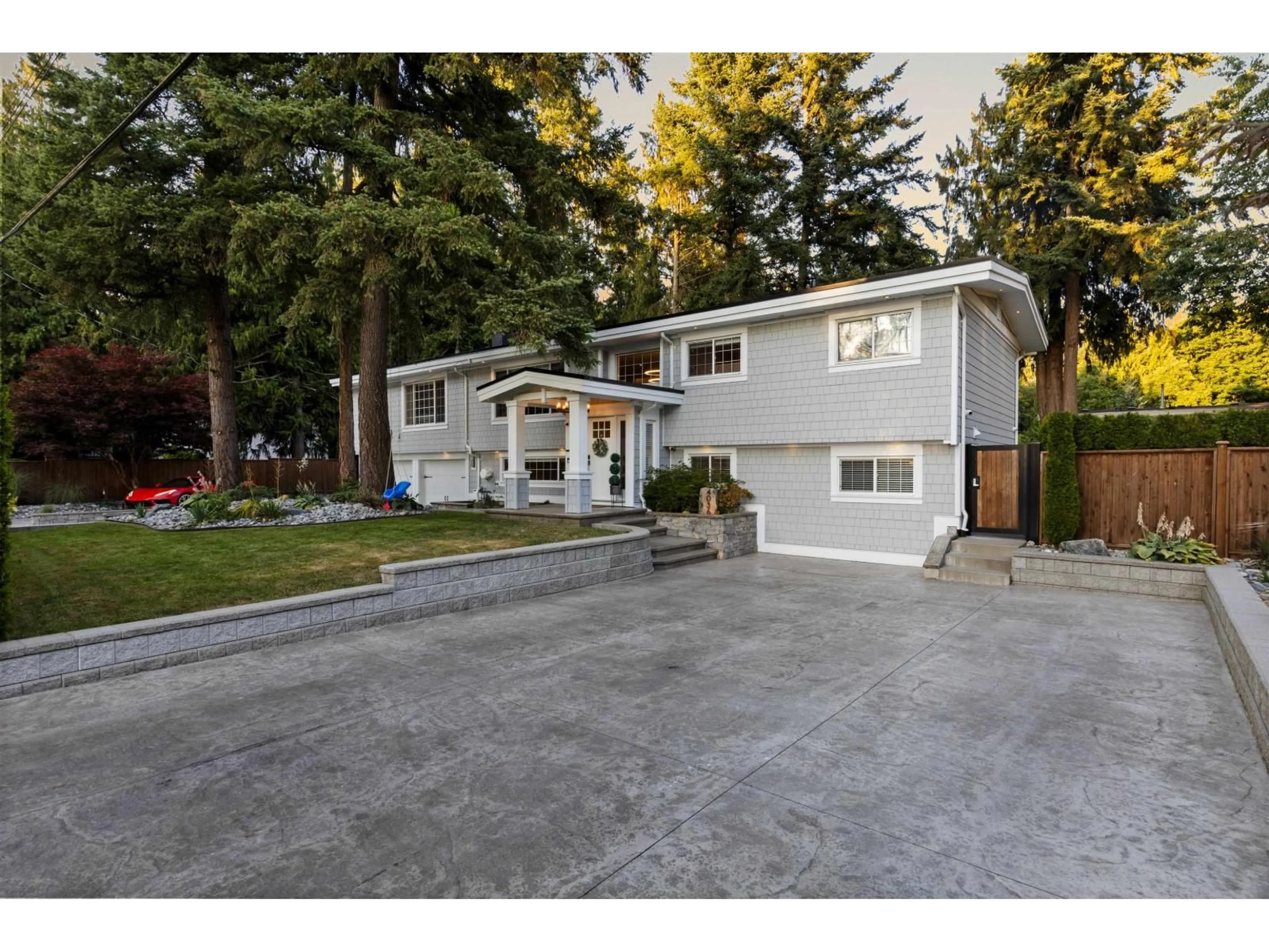 Home with vinyl exterior material, street for 4036 196, Langley British Columbia V3A1A1