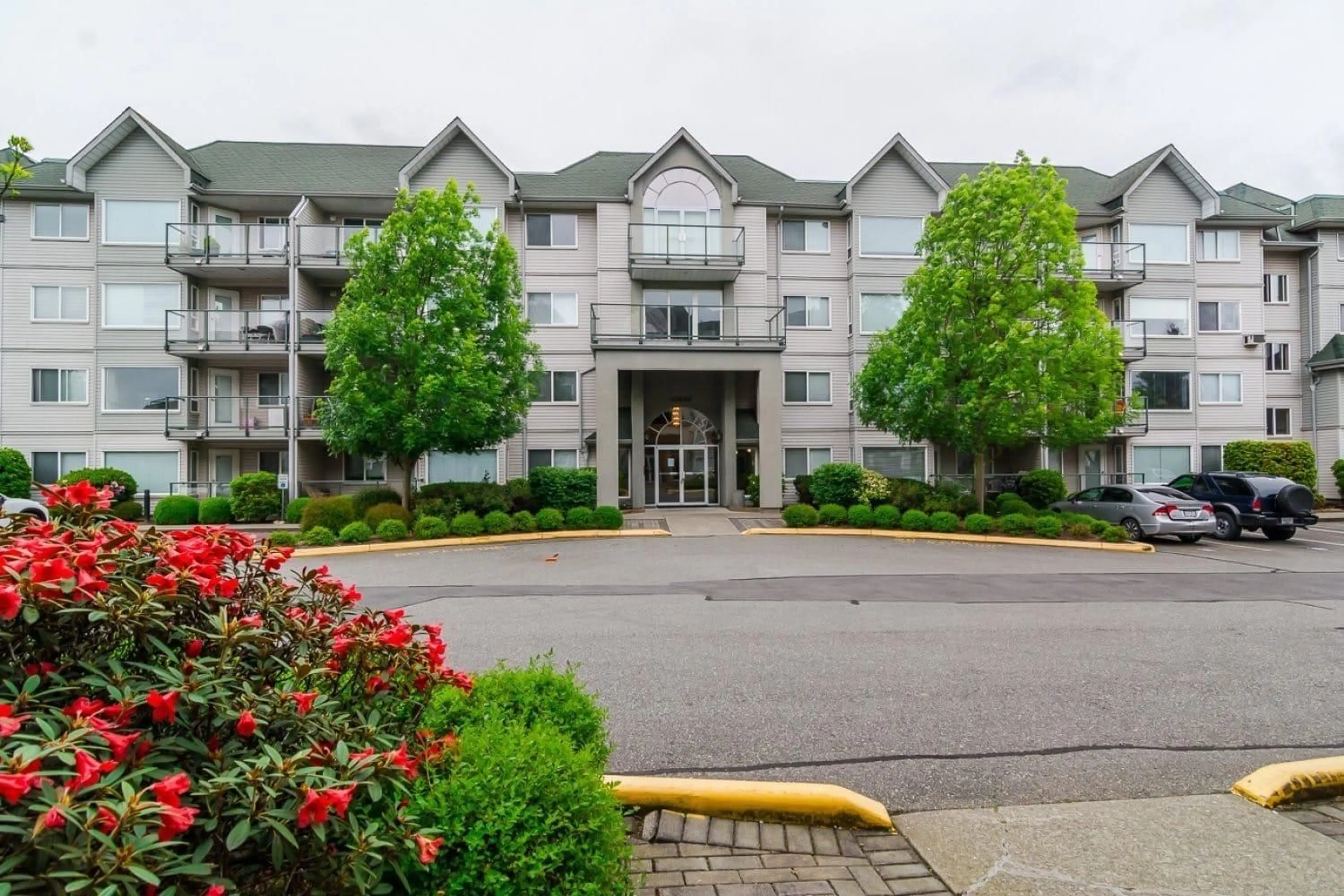 Patio, unknown for 105 - 33688 KING, Abbotsford British Columbia V2S7P9