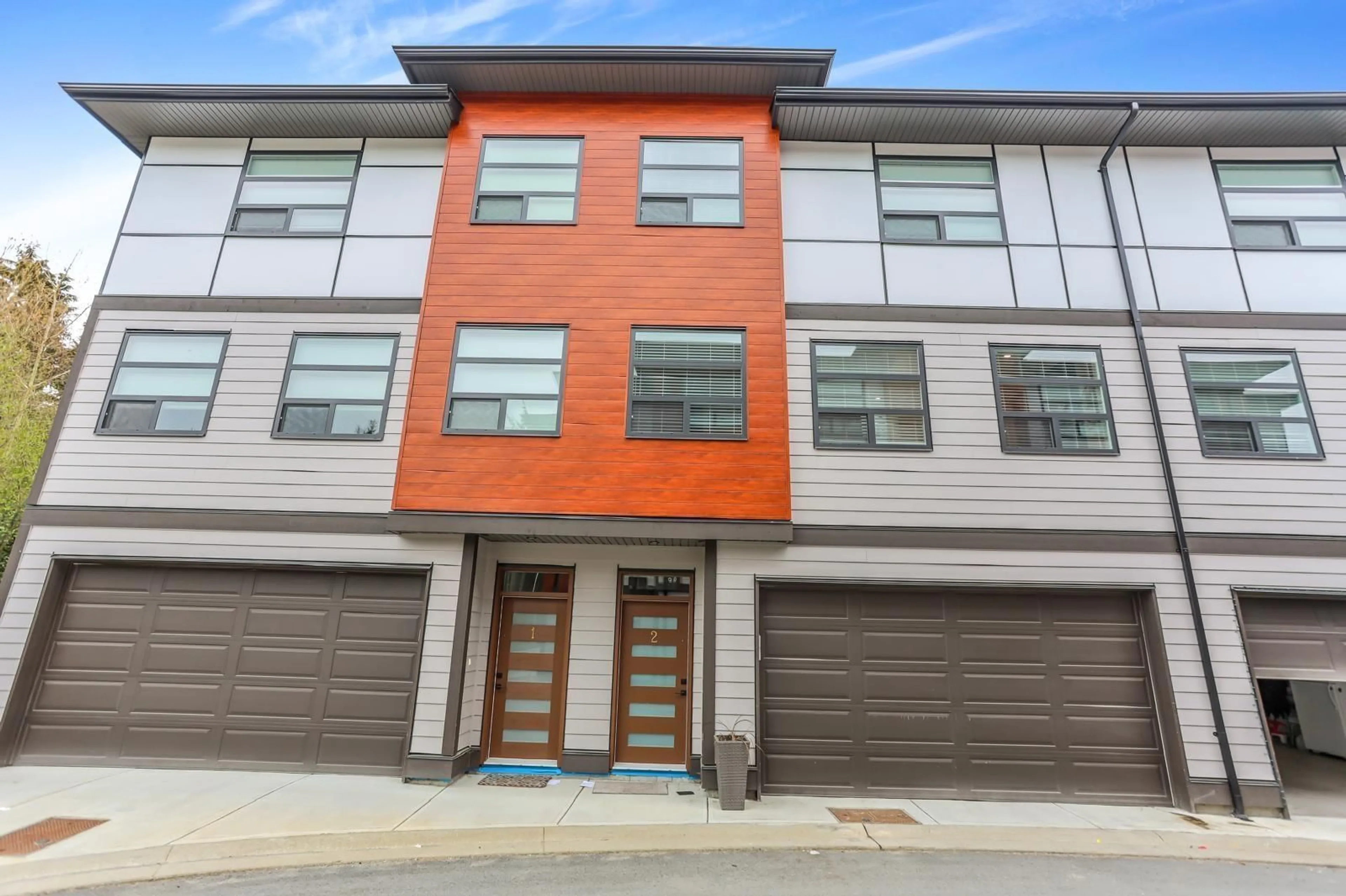 Home with brick exterior material, street for 2 - 32970 TUNBRIDGE, Mission British Columbia V2V0J9