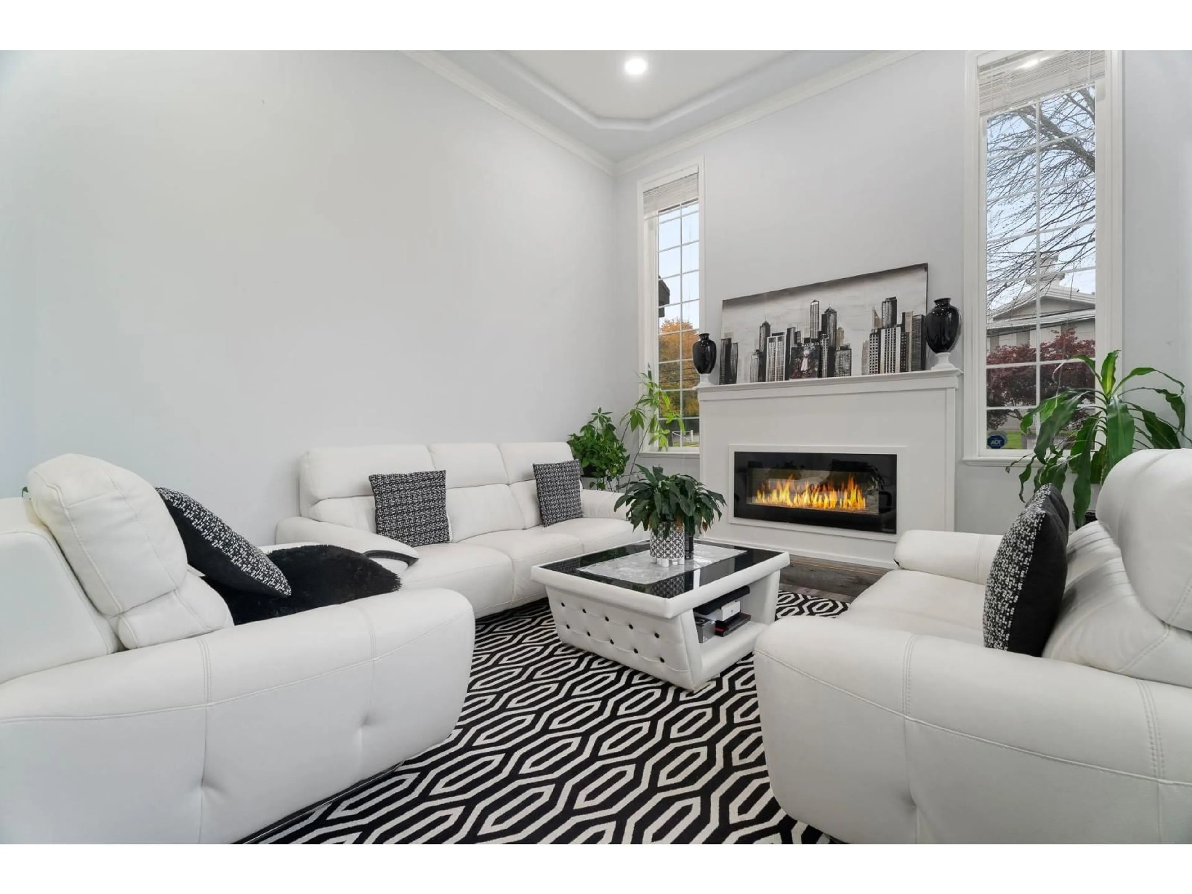 Living room with furniture, unknown for 12599 62B, Surrey British Columbia V3X3M9