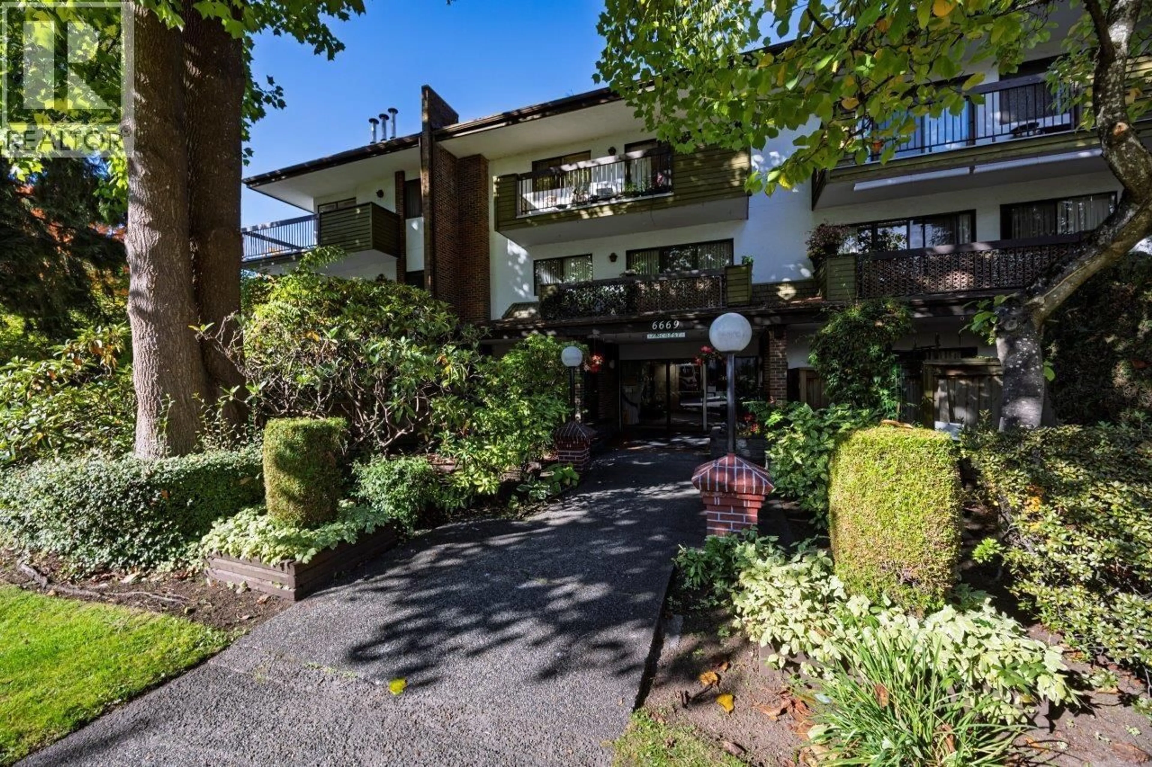 Unknown for 213 - 6669 TELFORD AVENUE, Burnaby British Columbia V5H4A1
