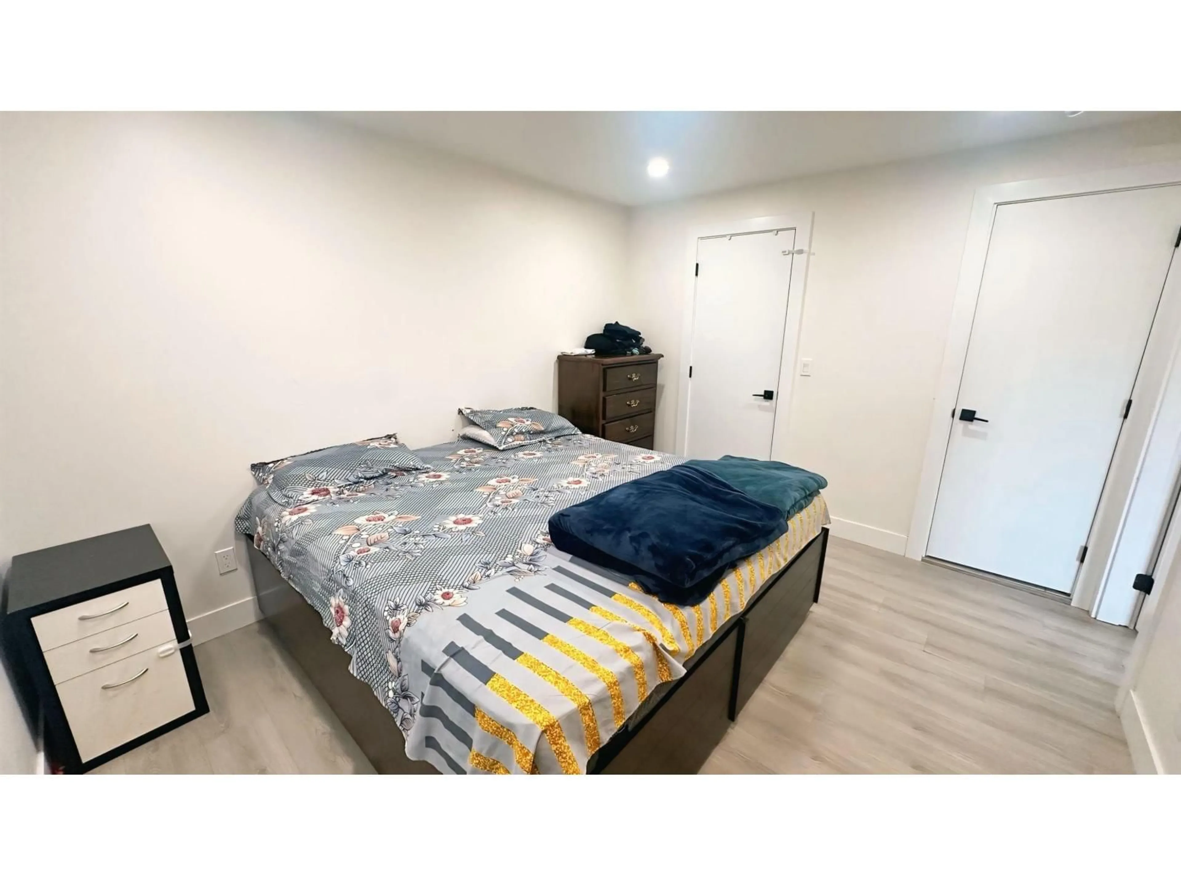 A pic of a room for 13017 64, Surrey British Columbia V3W1X8