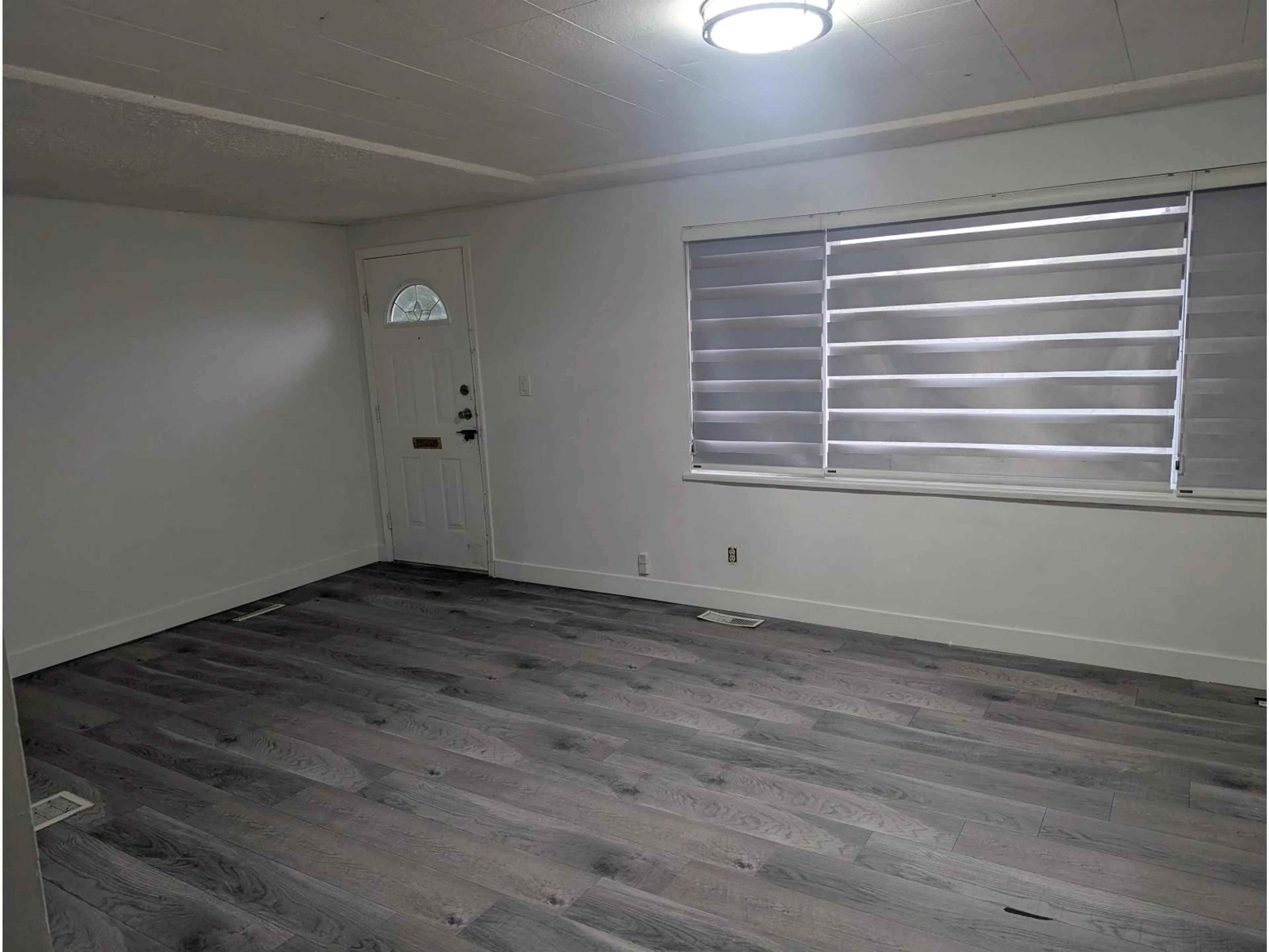 A pic of a room for 13773 92, Surrey British Columbia V3V1J1