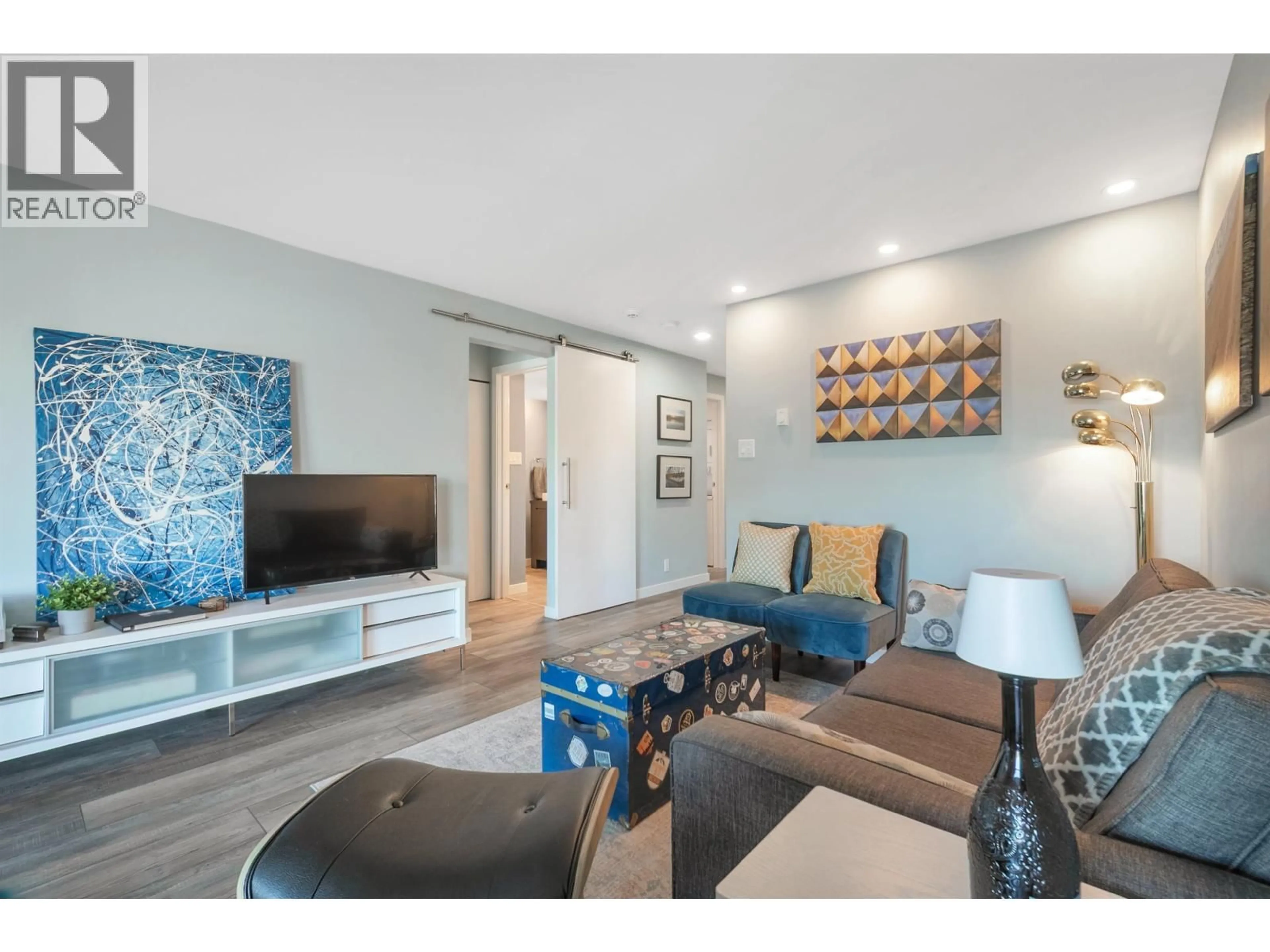 Living room with furniture, unknown for 1101 - 615 BELMONT STREET, New Westminster British Columbia V3M6A1