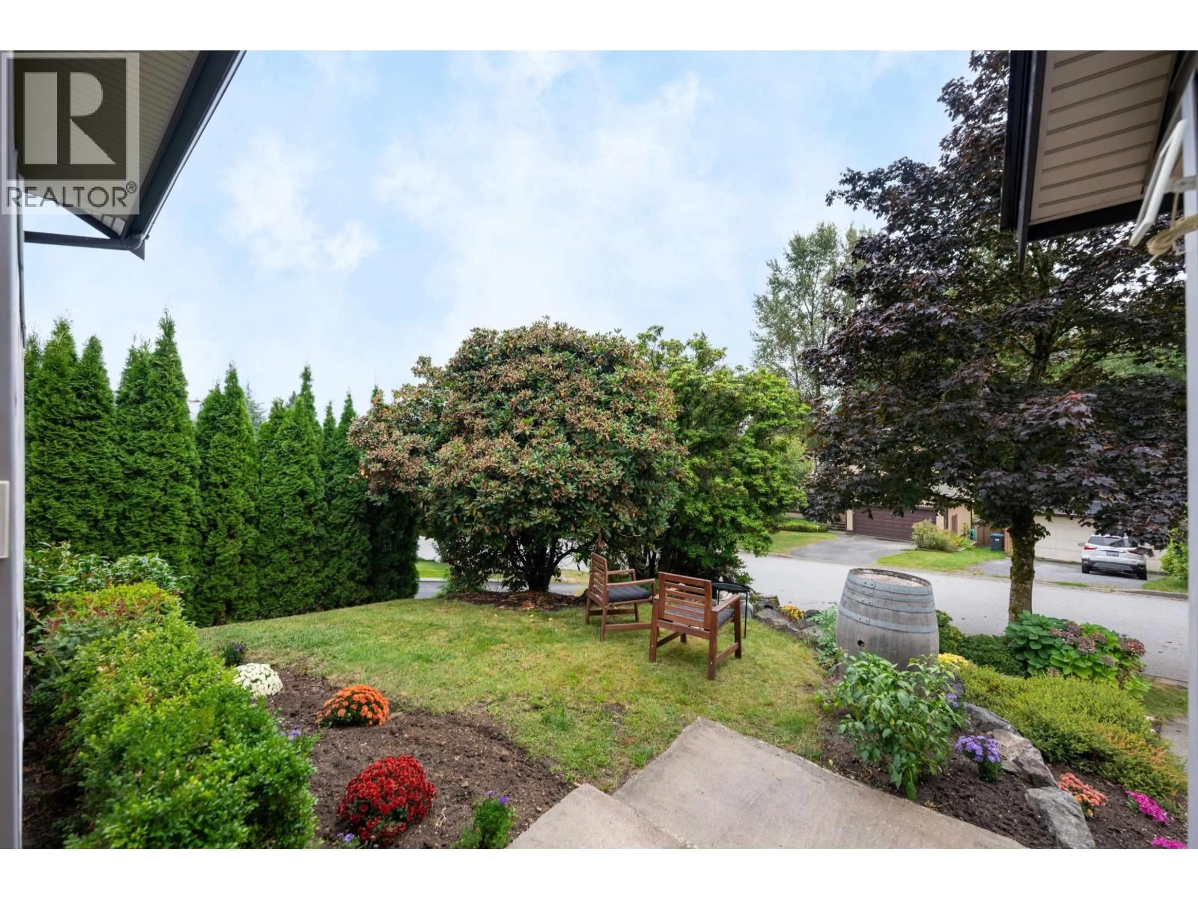 Patio, unknown for 1005 ALPINE PLACE, Port Moody British Columbia V3H3Y5