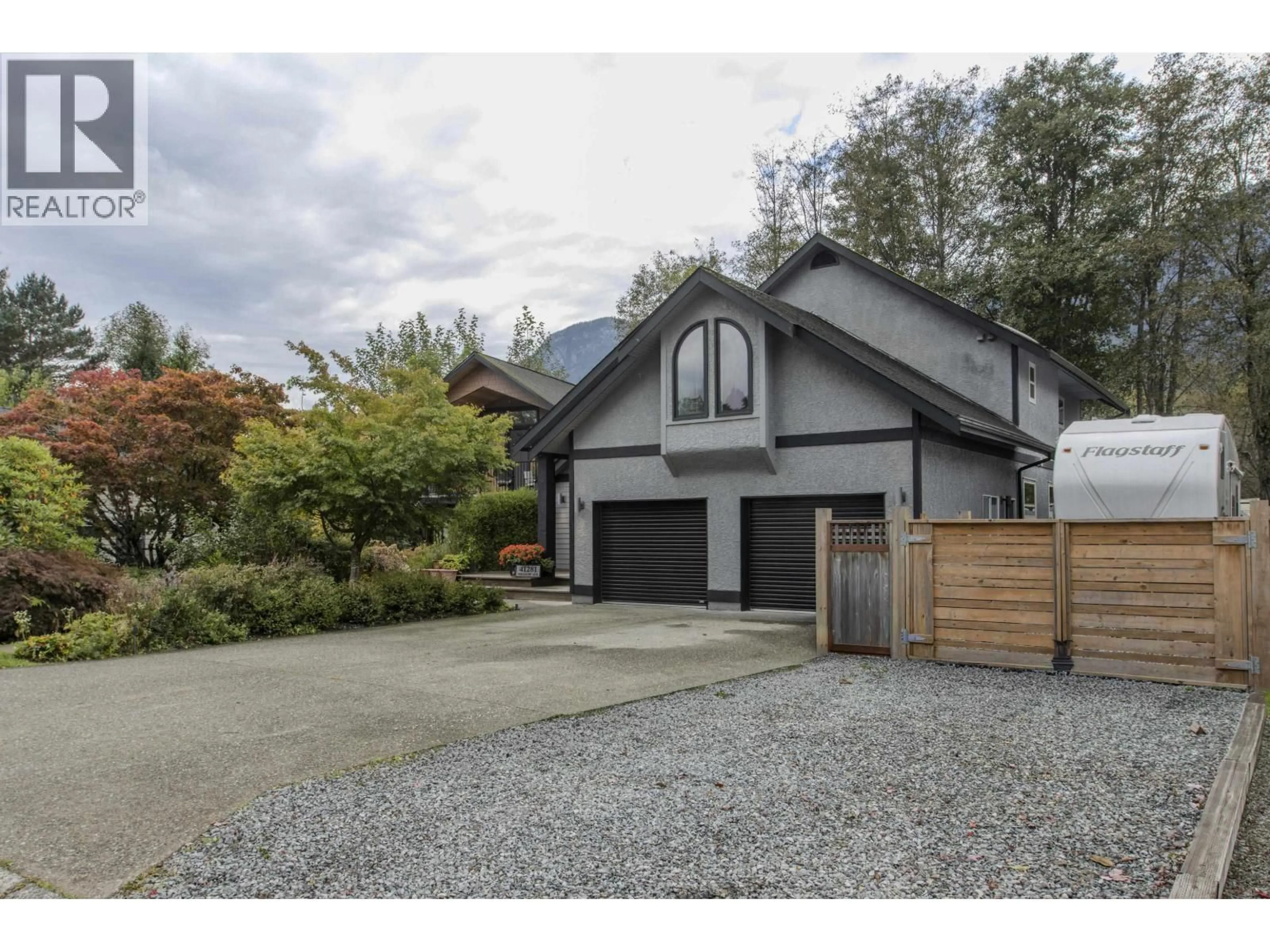 Unknown for 41281 MEADOW AVENUE, Squamish British Columbia V0N1H0