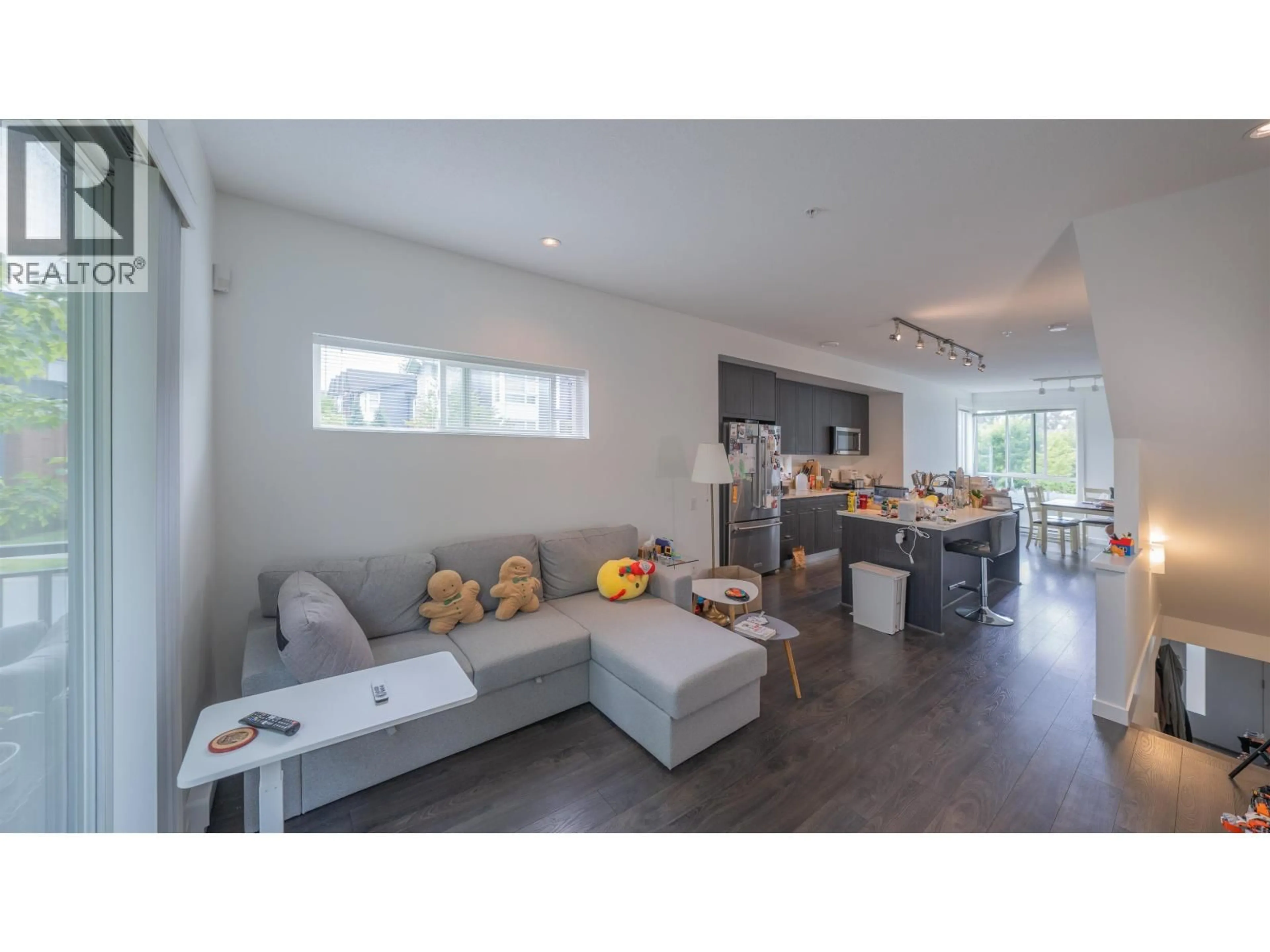 Living room with furniture, unknown for 1 - 2371 RANGER LANE, Port Coquitlam British Columbia V3B0N6