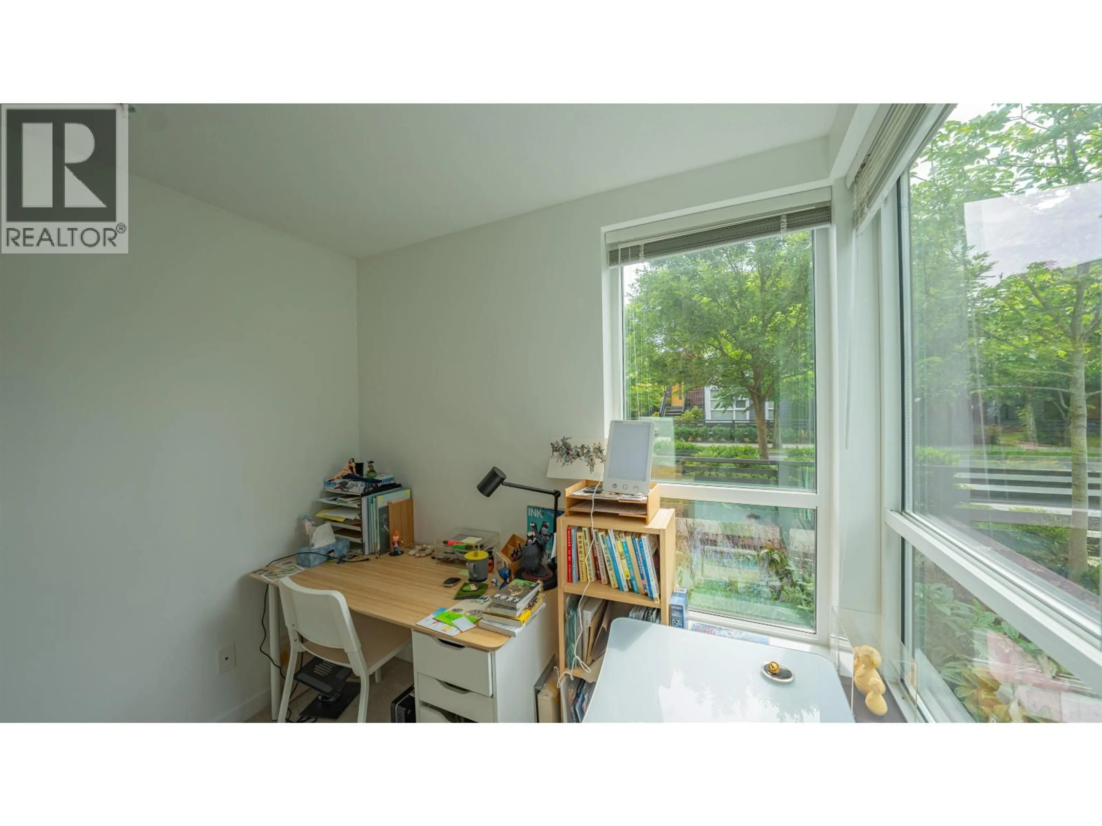 A pic of a room for 1 - 2371 RANGER LANE, Port Coquitlam British Columbia V3B0N6
