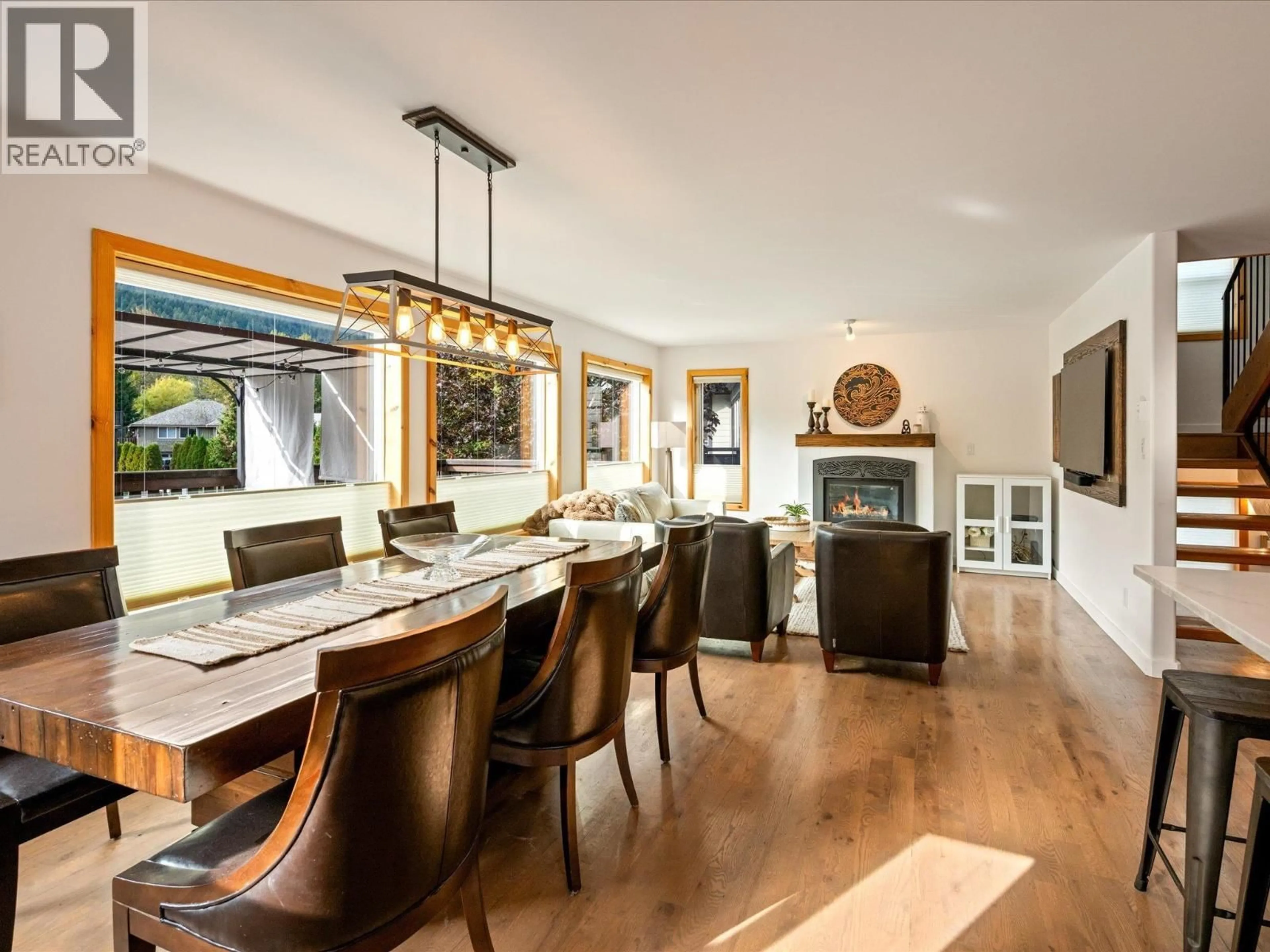 Open concept kitchen, unknown for 1425 WILLOW DRIVE, Pemberton British Columbia V0N2L0