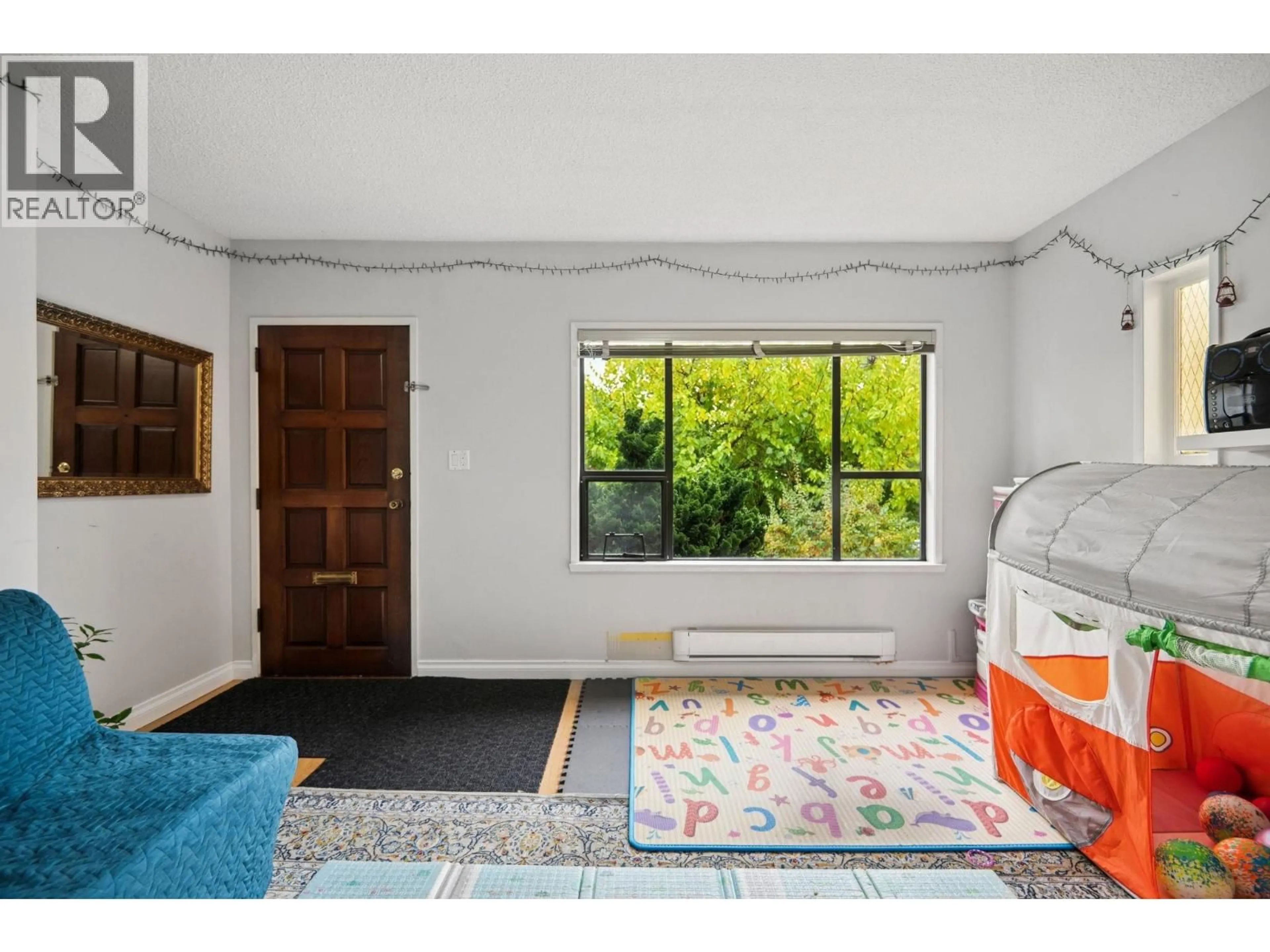 A pic of a room for 565 50TH AVENUE, Vancouver British Columbia V5X1A9