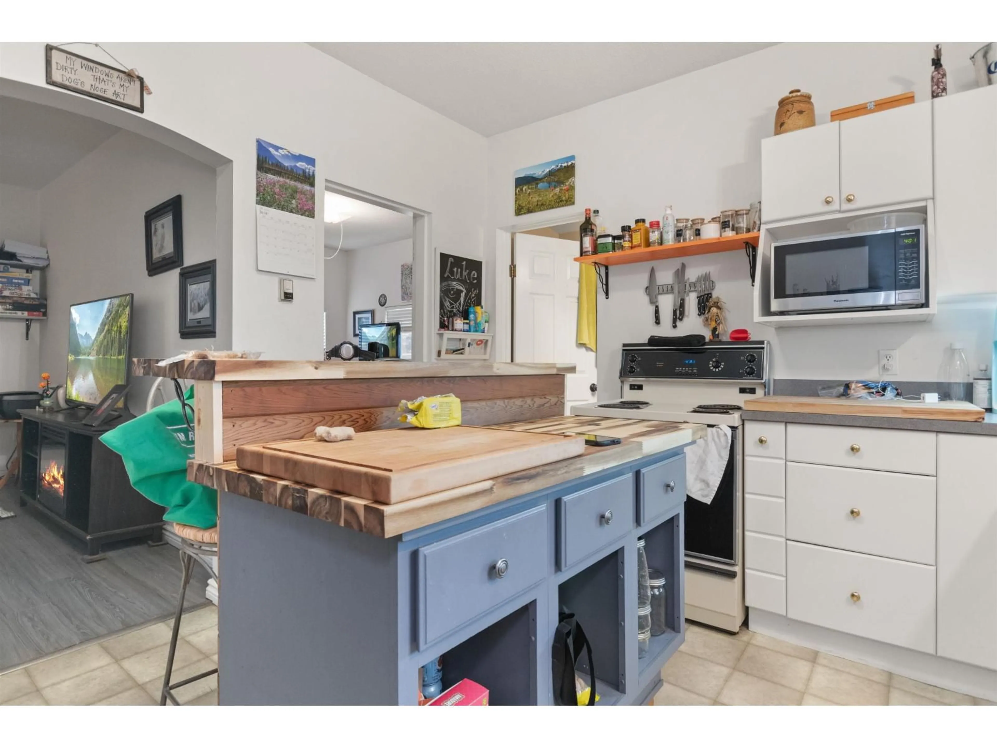Unknown for 564 WALLACE STREET, Hope British Columbia V0X1L0