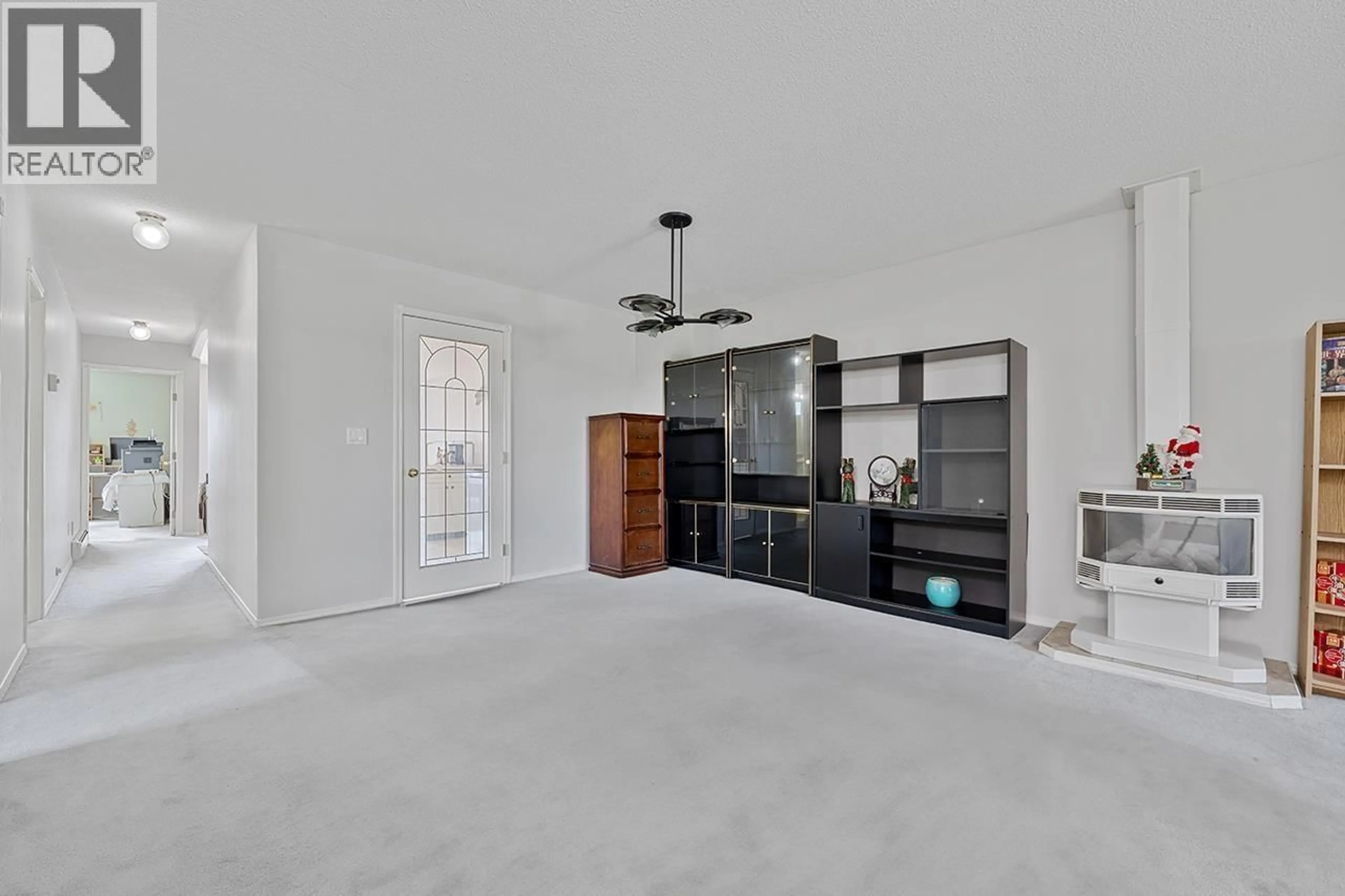 Unknown for 620 THIRTEENTH STREET, New Westminster British Columbia V3M4M4