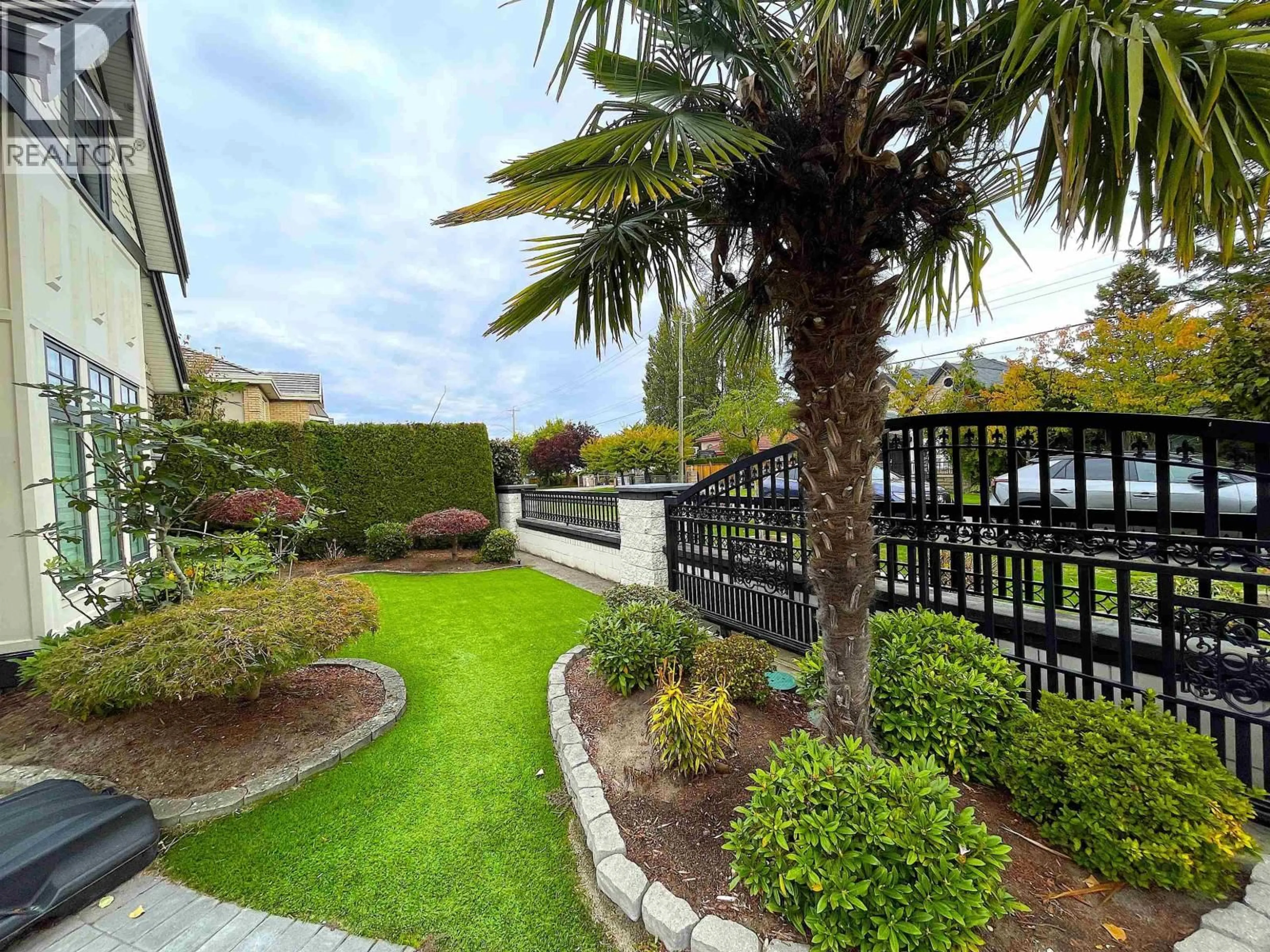 Patio, water/lake/river/ocean view for 8131 CLAYBROOK ROAD, Richmond British Columbia V7C2L4