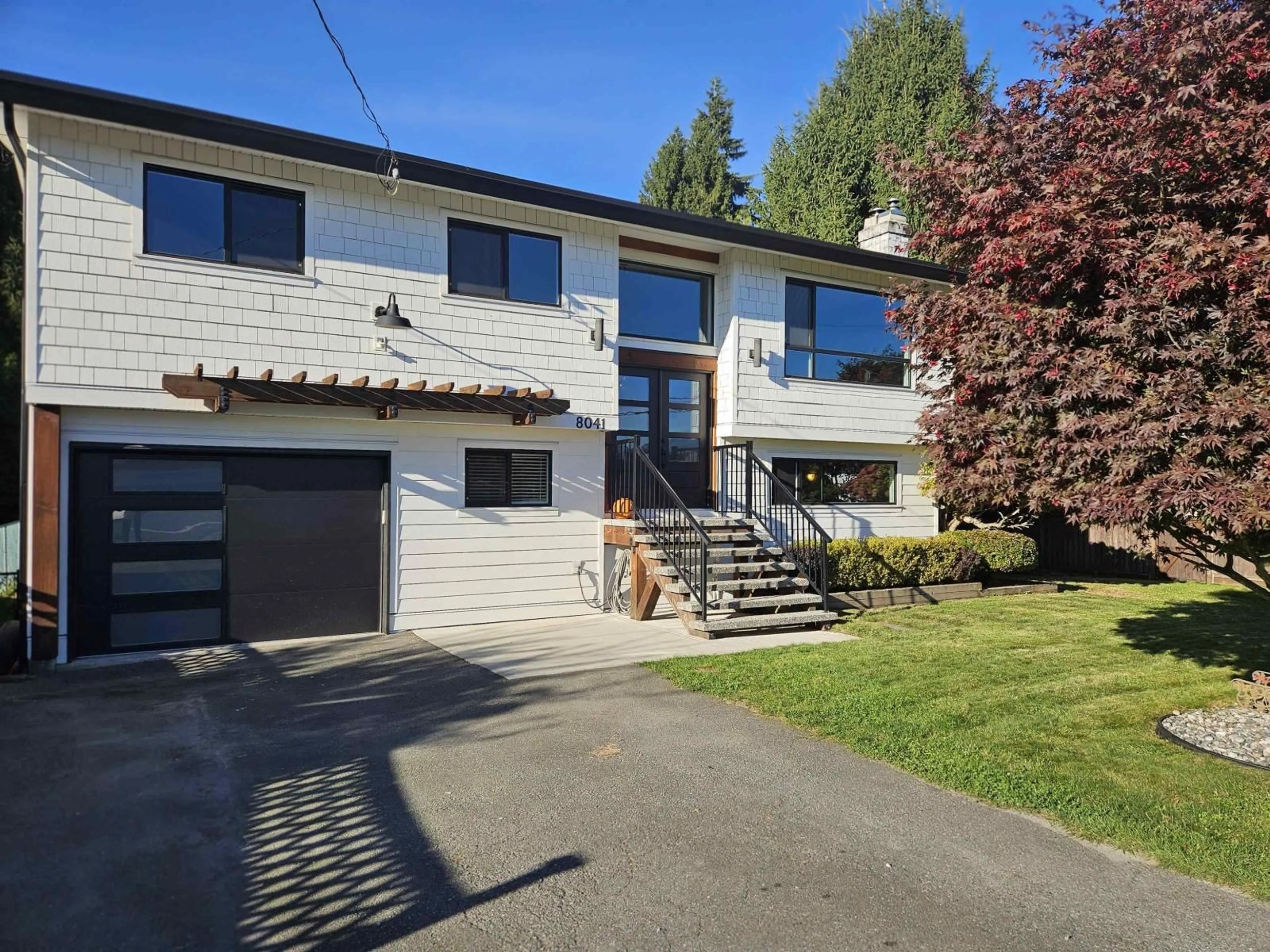 Home with vinyl exterior material, street for 8041 MANSON, Mission British Columbia V2V6P6