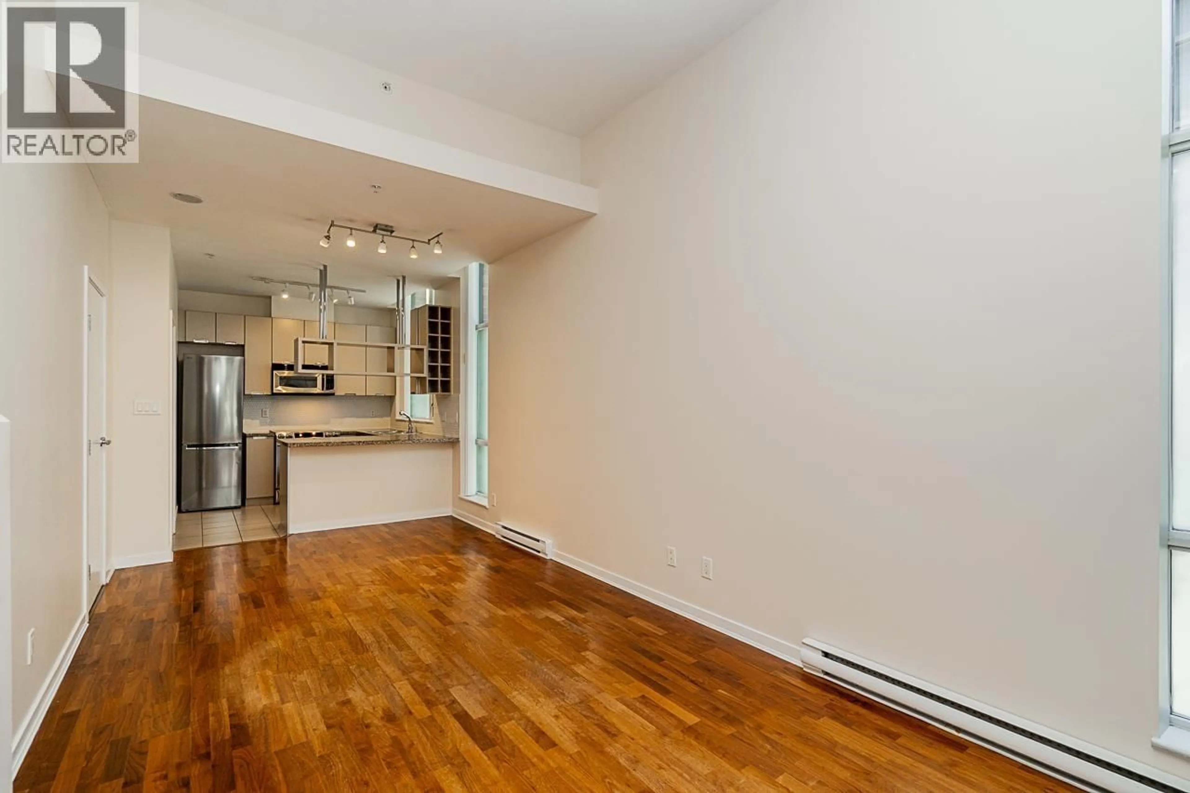 Unknown for 555 HELMCKEN STREET, Vancouver British Columbia V6B5H7