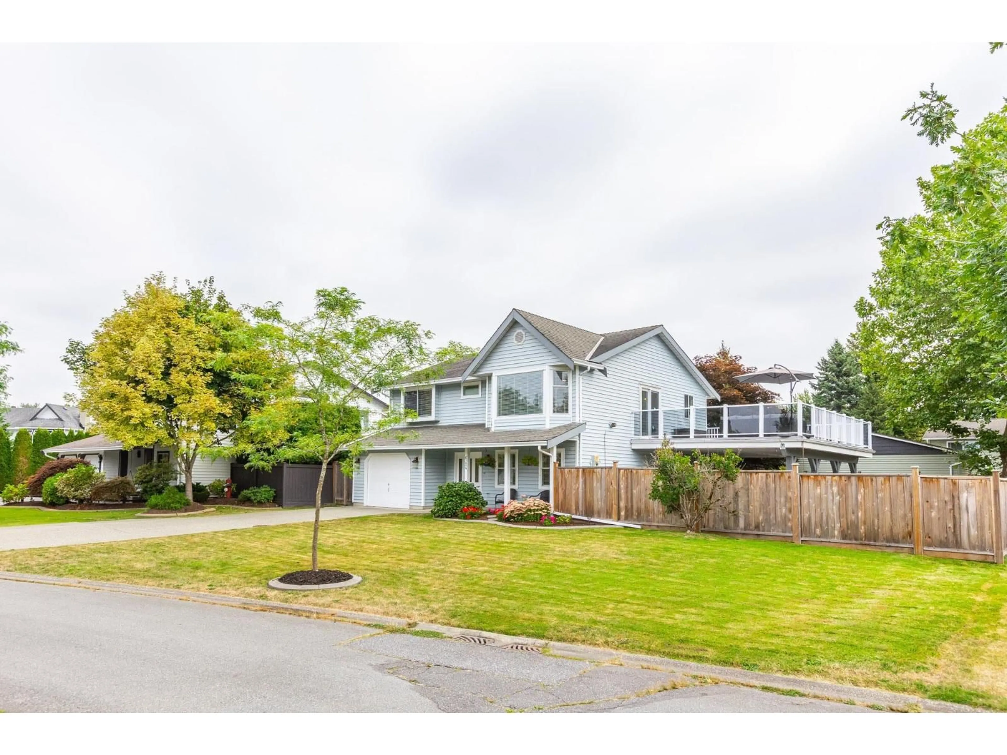 A pic from outside/outdoor area/front of a property/back of a property/a pic from drone, street for 6324 172A, Surrey British Columbia V3S6V4