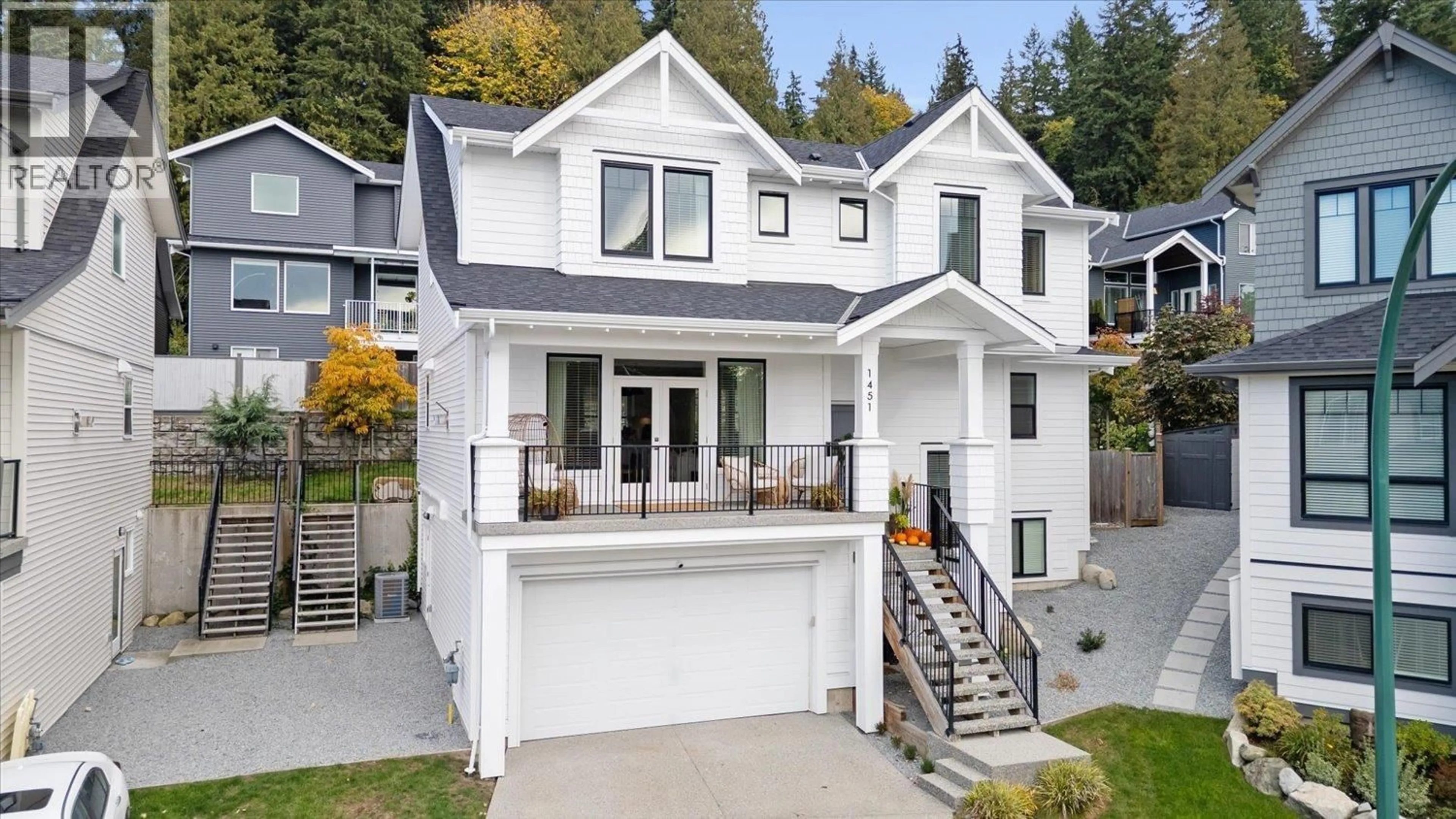 Home with vinyl exterior material, street for 1451 JACOBI PLACE, Coquitlam British Columbia V3E0N3