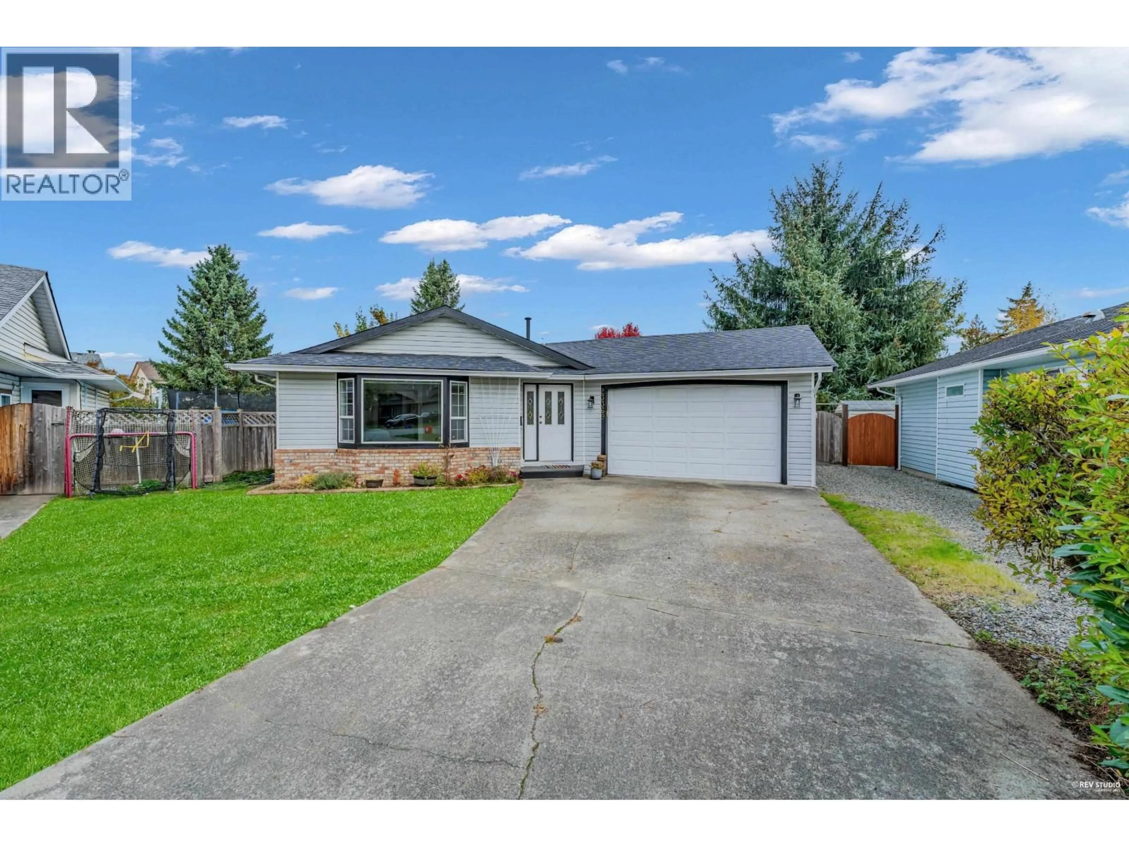 A pic from outside/outdoor area/front of a property/back of a property/a pic from drone, street for 23369 117B AVENUE, Maple Ridge British Columbia V2X0B9