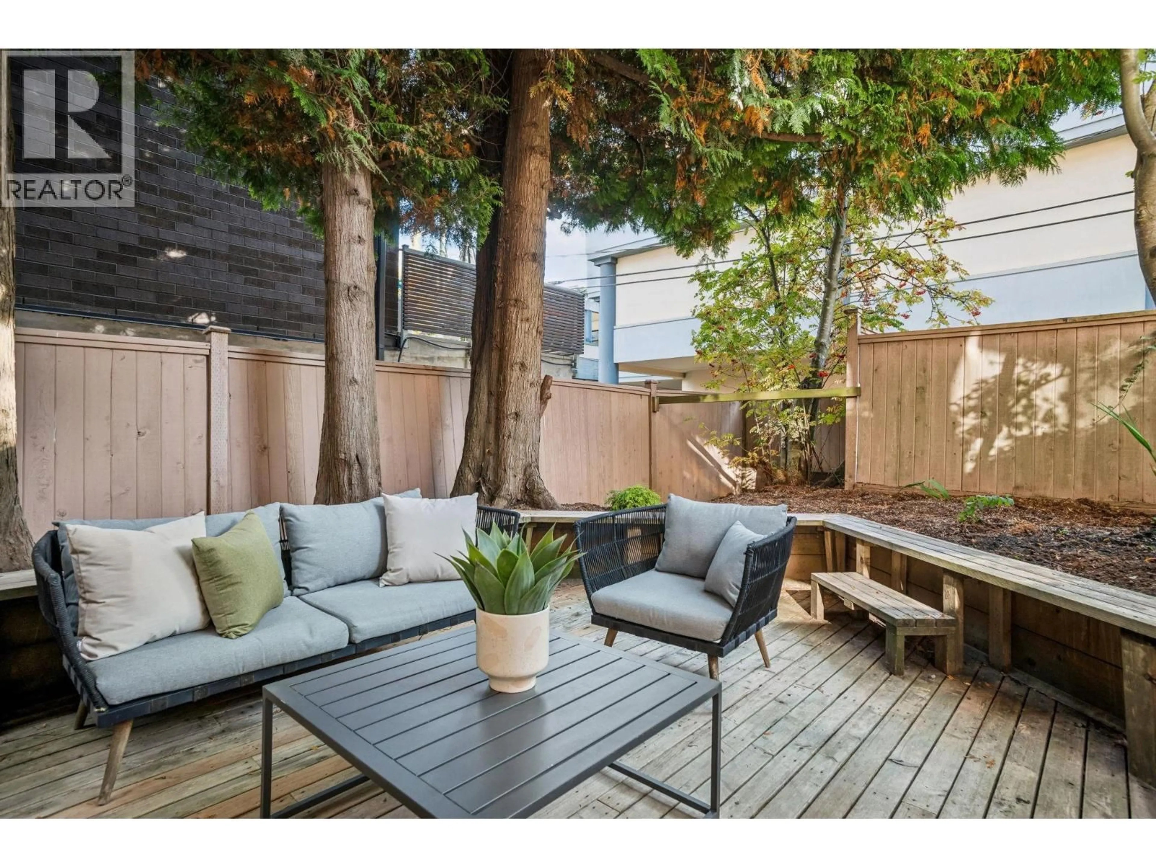 Patio, street for 104 - 2190 8TH AVENUE, Vancouver British Columbia V6K2A4