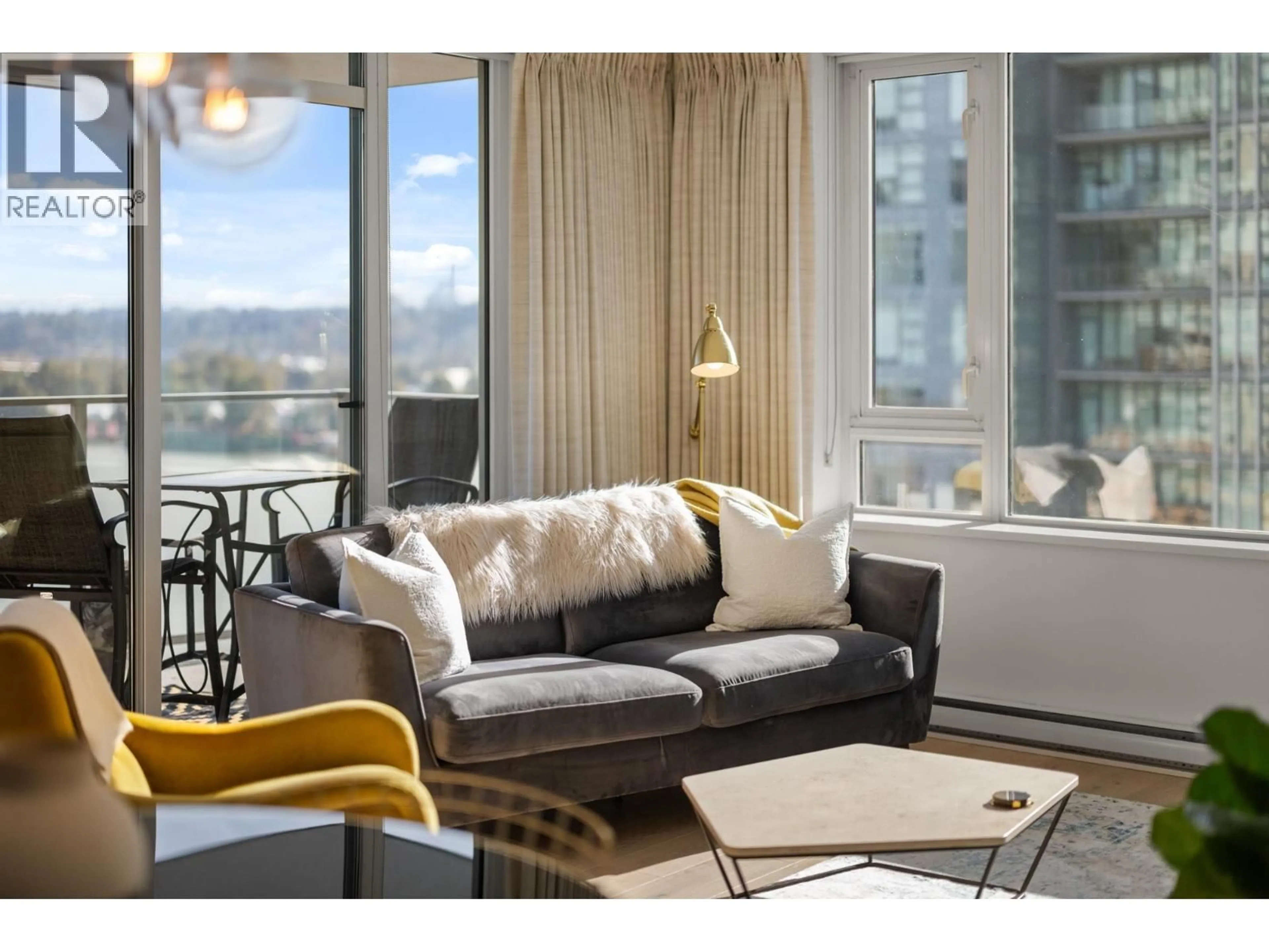 Living room with furniture, unknown for 1610 - 668 COLUMBIA STREET, New Westminster British Columbia V3M1A9