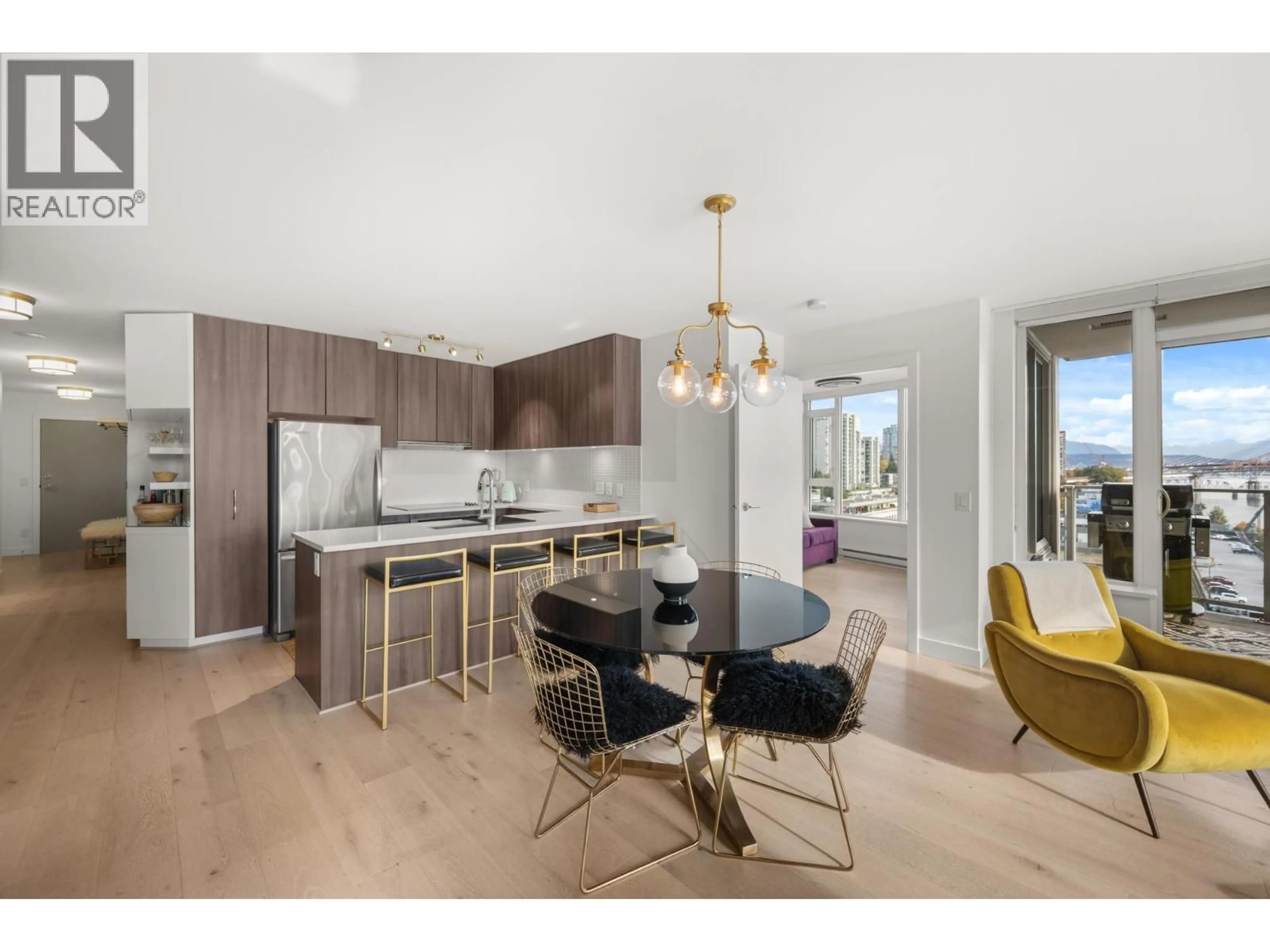 Open concept kitchen, unknown for 1610 - 668 COLUMBIA STREET, New Westminster British Columbia V3M1A9