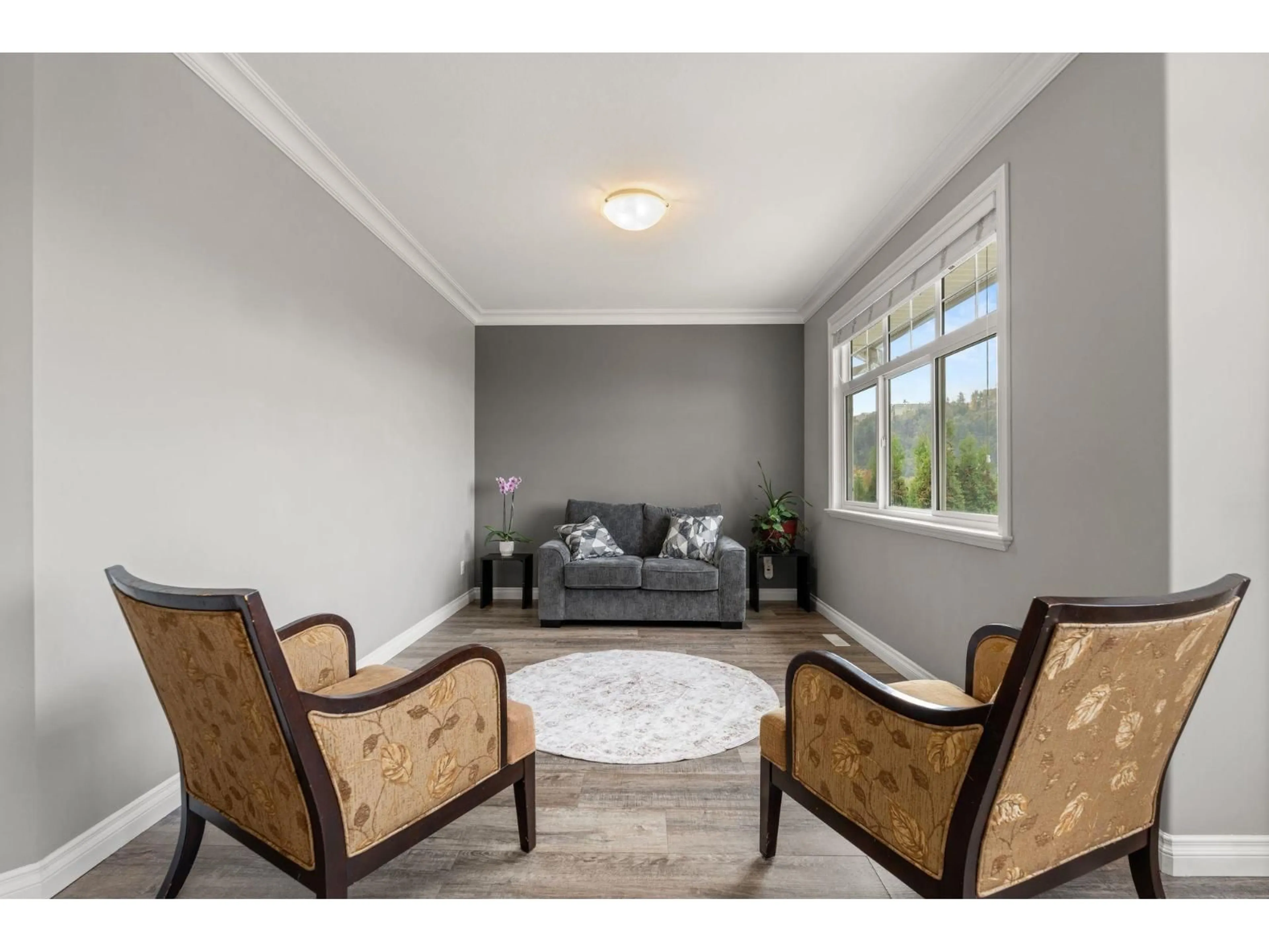 Living room with furniture, unknown for 3330 GOLDSTREAM, Abbotsford British Columbia V3G3B7
