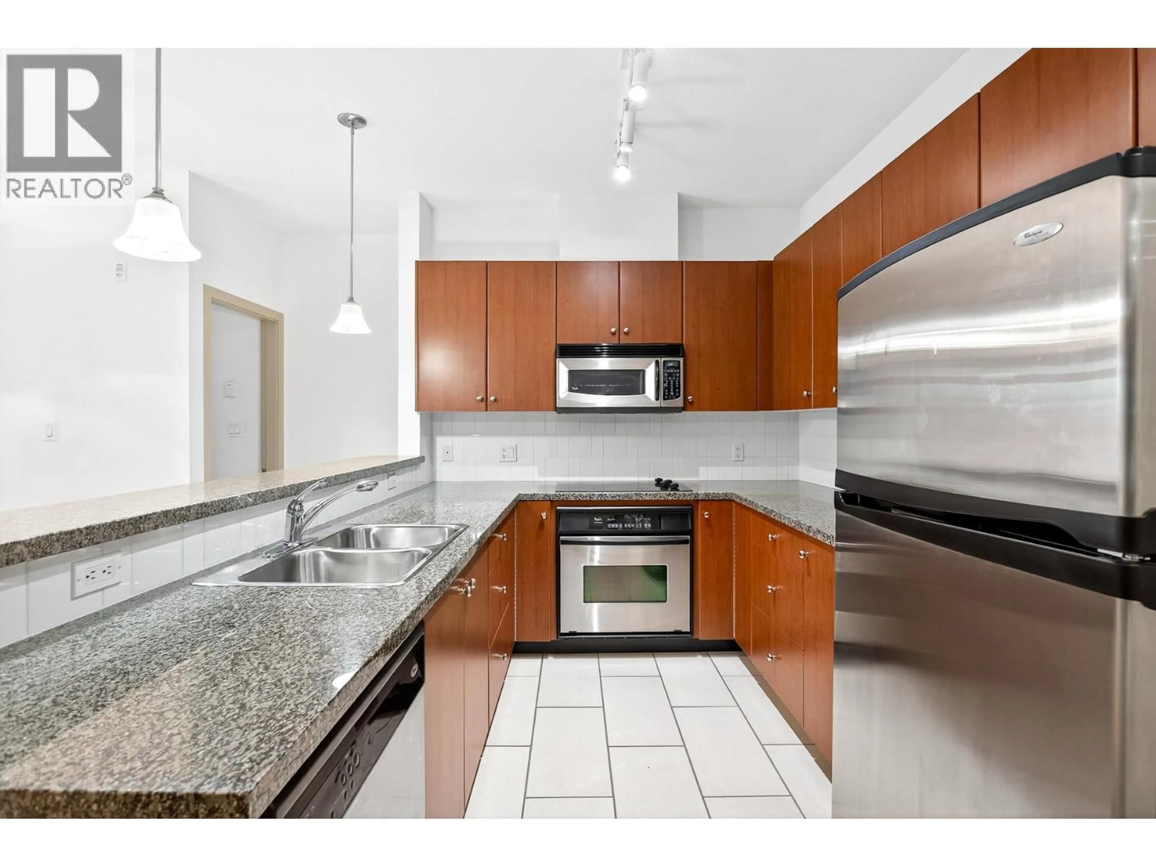 Standard kitchen, unknown for 111 - 100 CAPILANO ROAD, Port Moody British Columbia V3H5M9