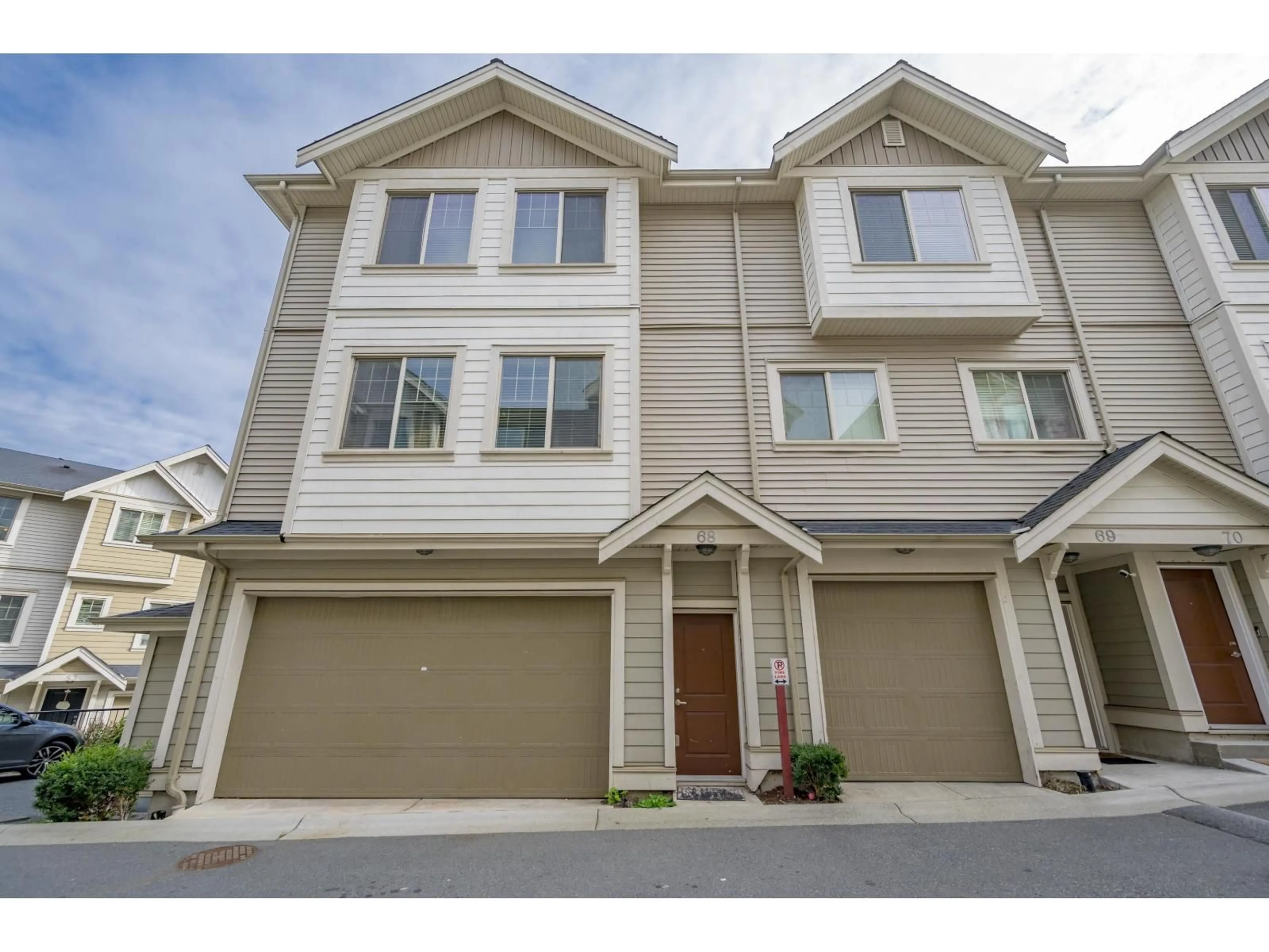 Home with vinyl exterior material, street for 68 - 19097 64, Surrey British Columbia V3S6X5