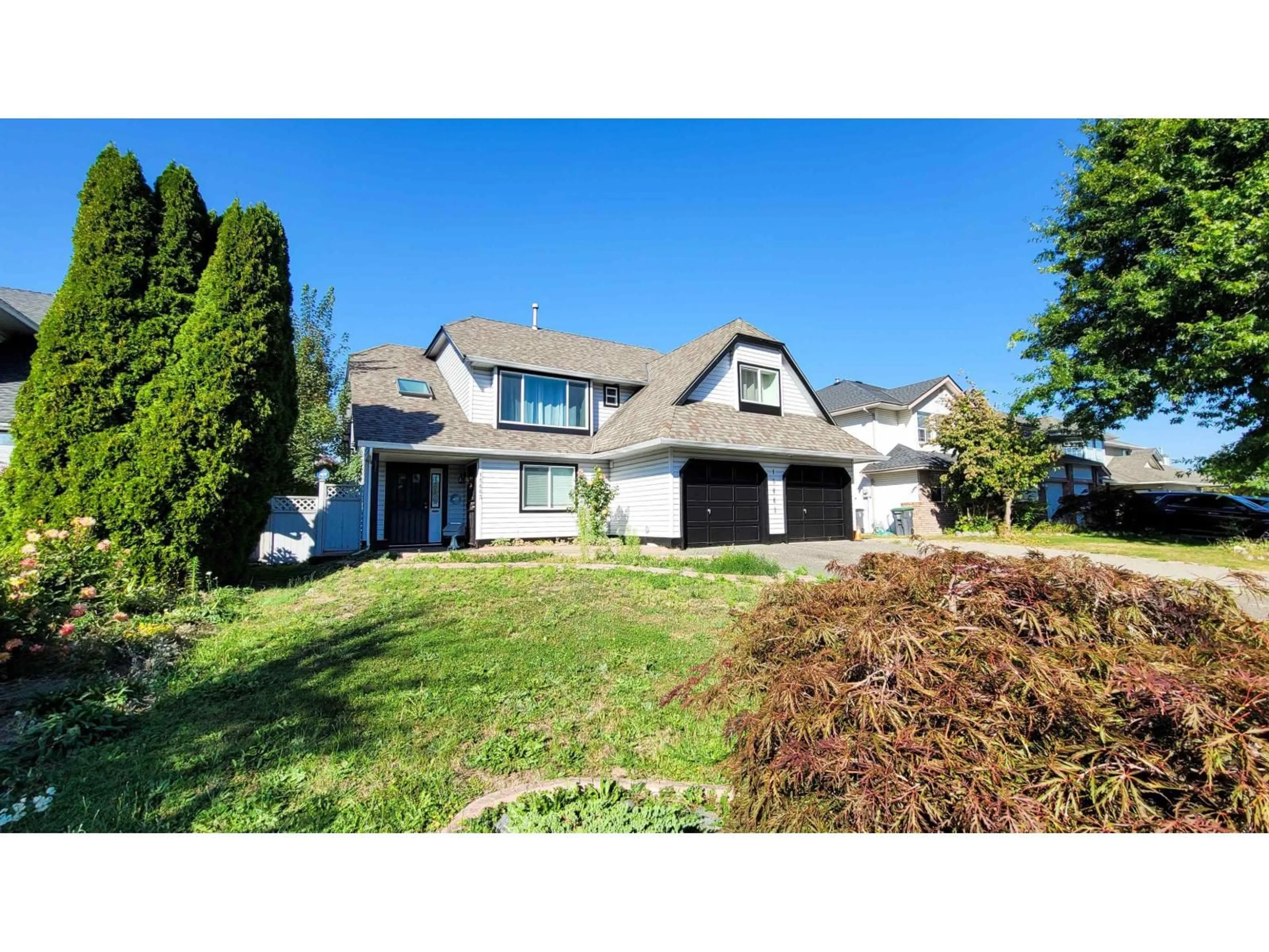 A pic from outside/outdoor area/front of a property/back of a property/a pic from drone, street for 15663 107A, Surrey British Columbia V4N3H9