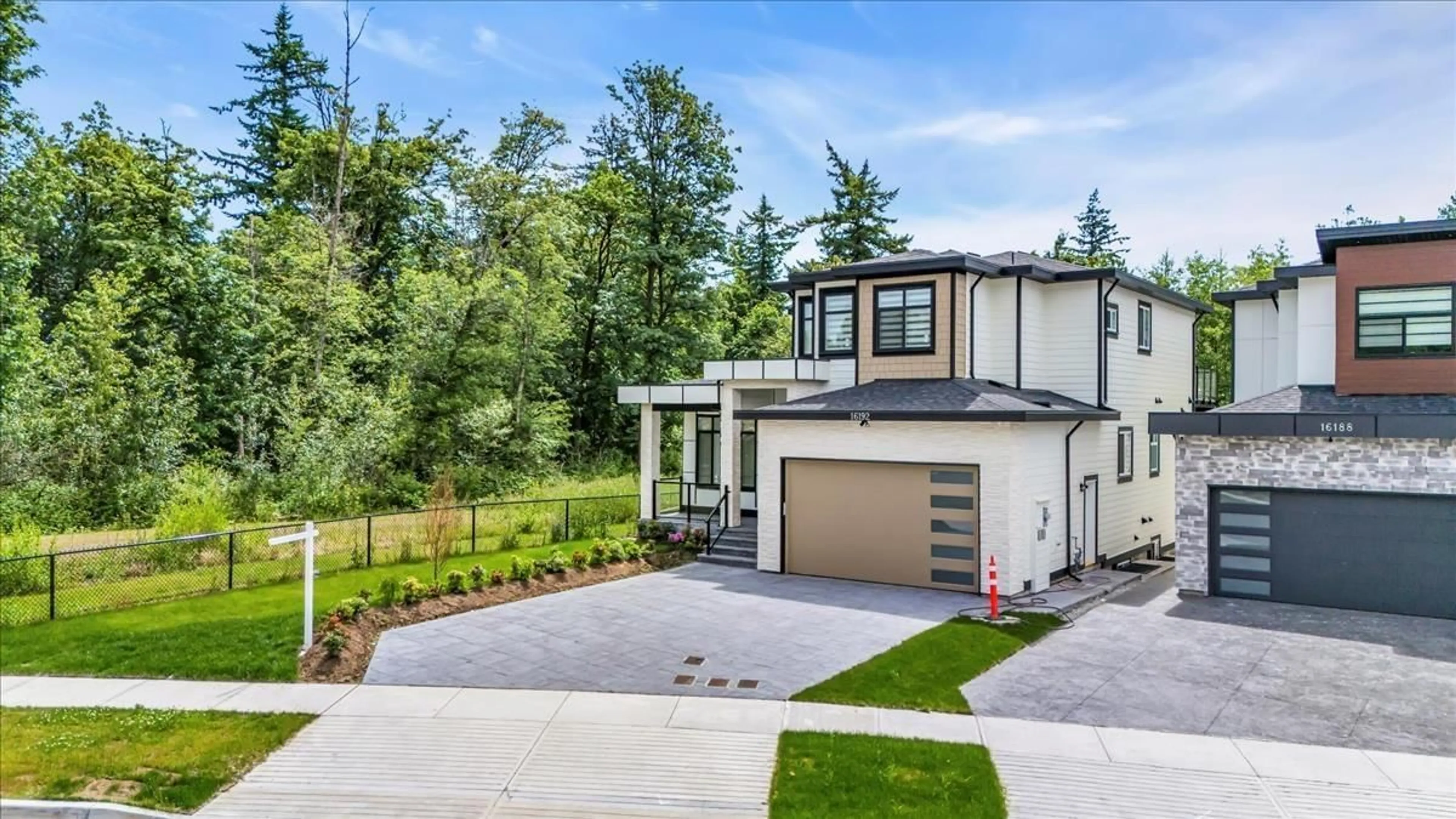 Unknown for 16192 78, Surrey British Columbia V4N0X4