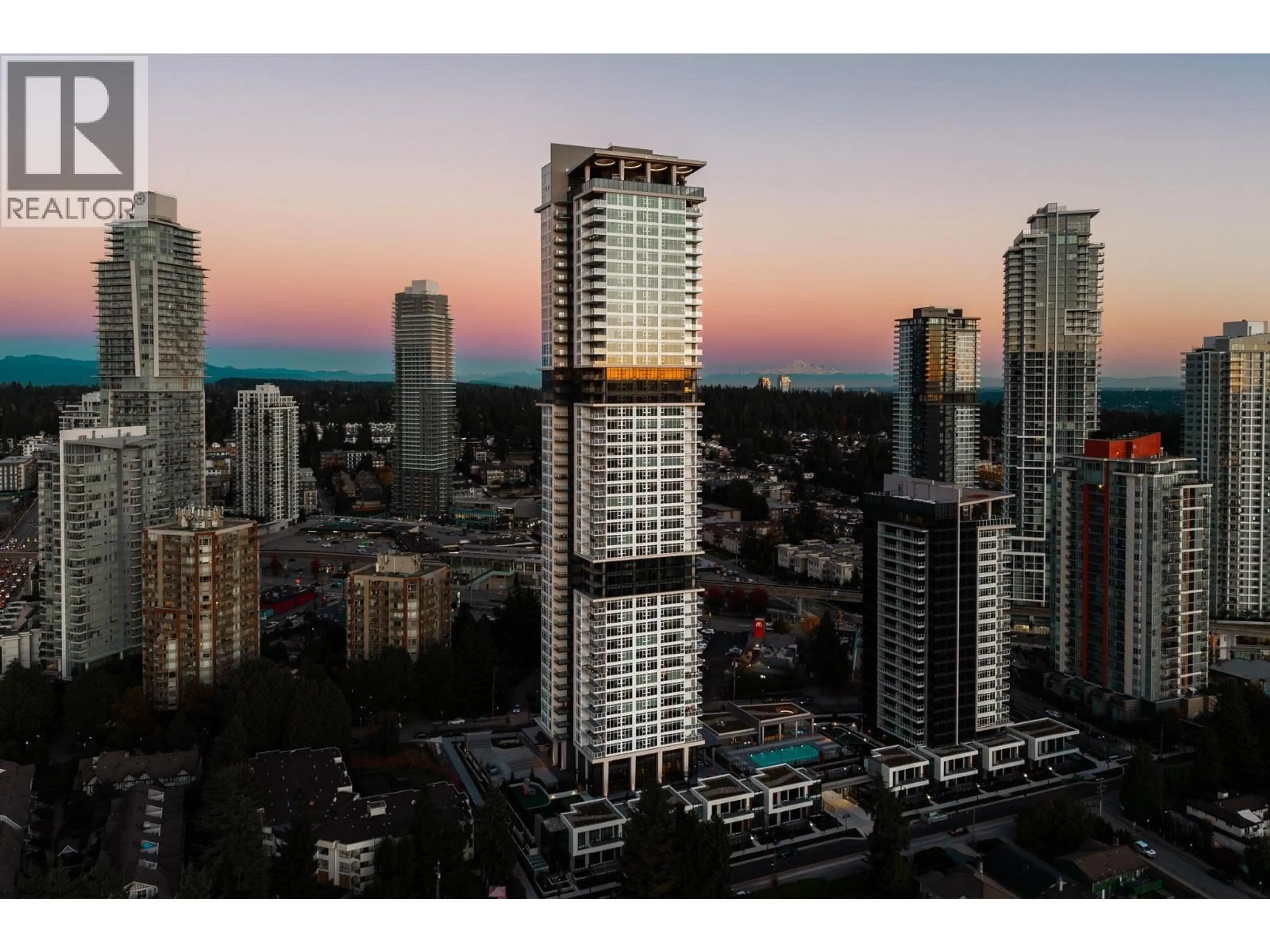 A pic from outside/outdoor area/front of a property/back of a property/a pic from drone, city buildings view from balcony for 3901 - 720 FARROW STREET, Coquitlam British Columbia V3J0P3